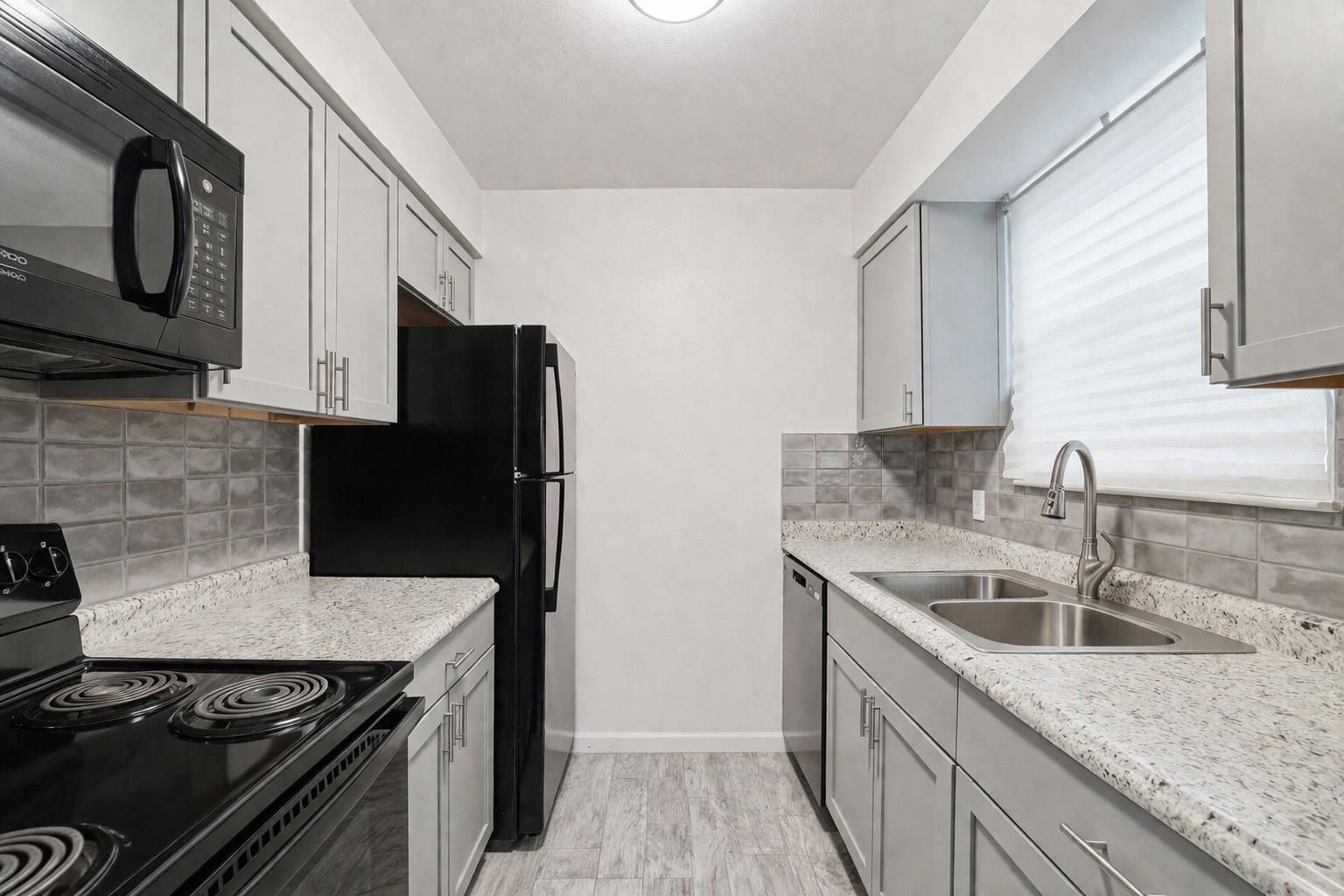 200 Monterrey St # A & B, Elgin, TX 78621