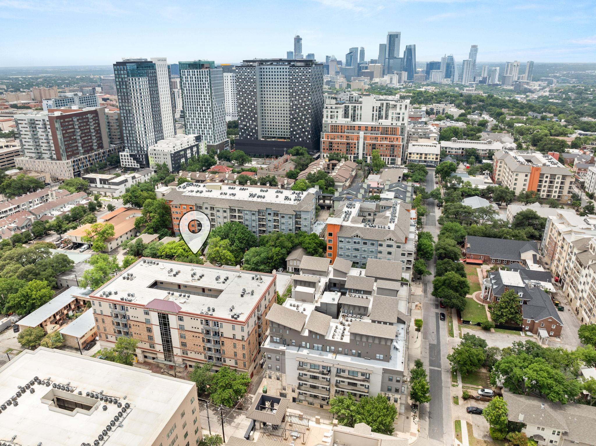 711 W 26th St # 303, Austin, TX 78705