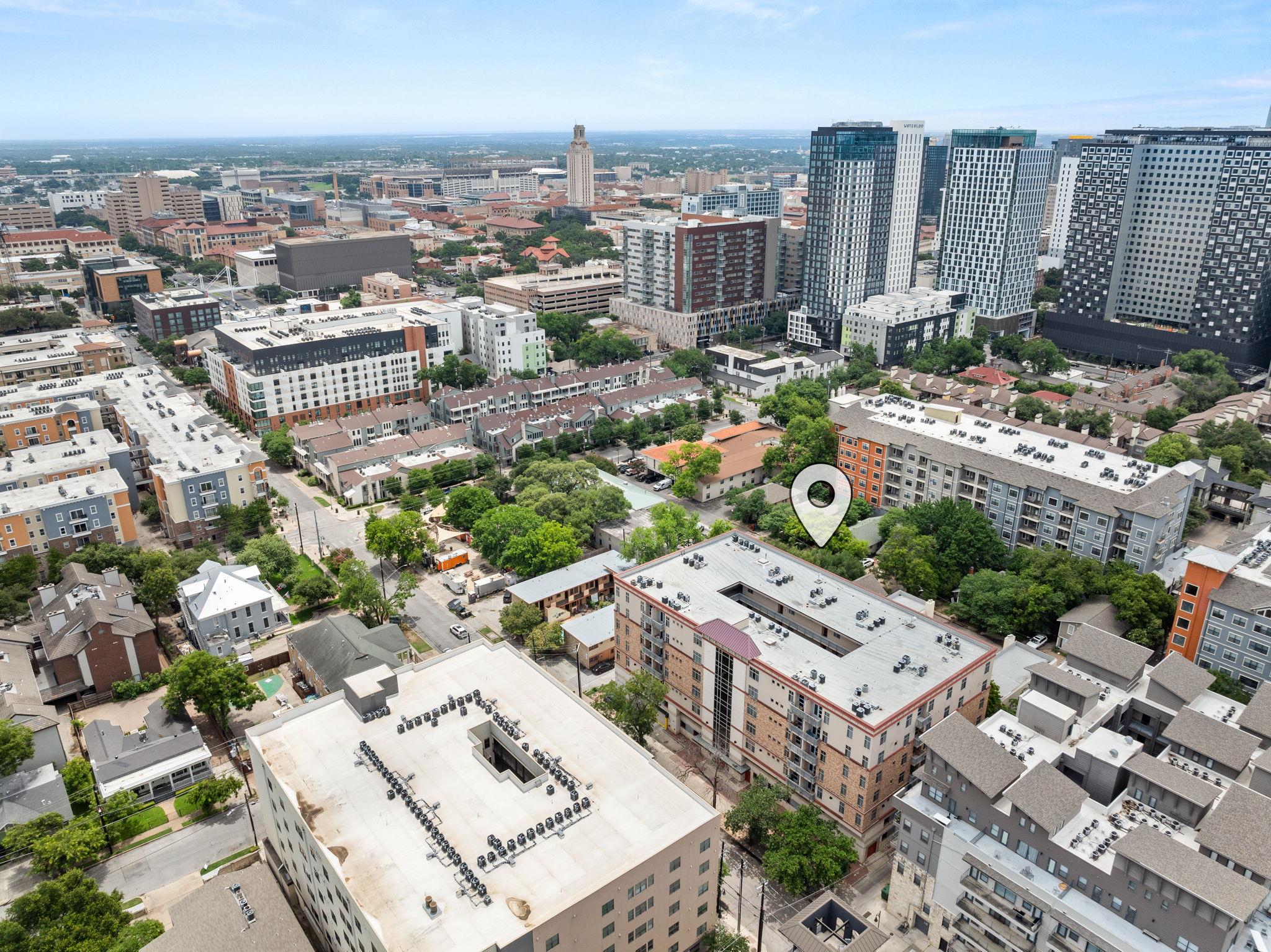 711 W 26th St # 303, Austin, TX 78705