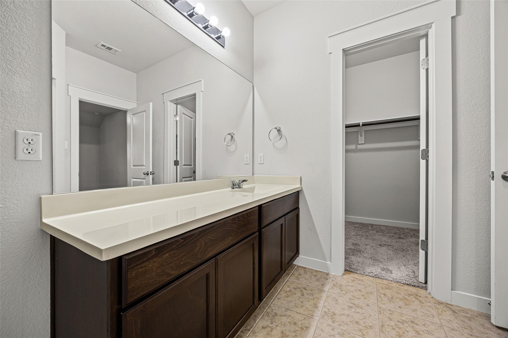 5800 Marostica Ln # 70, Round Rock, TX 78665