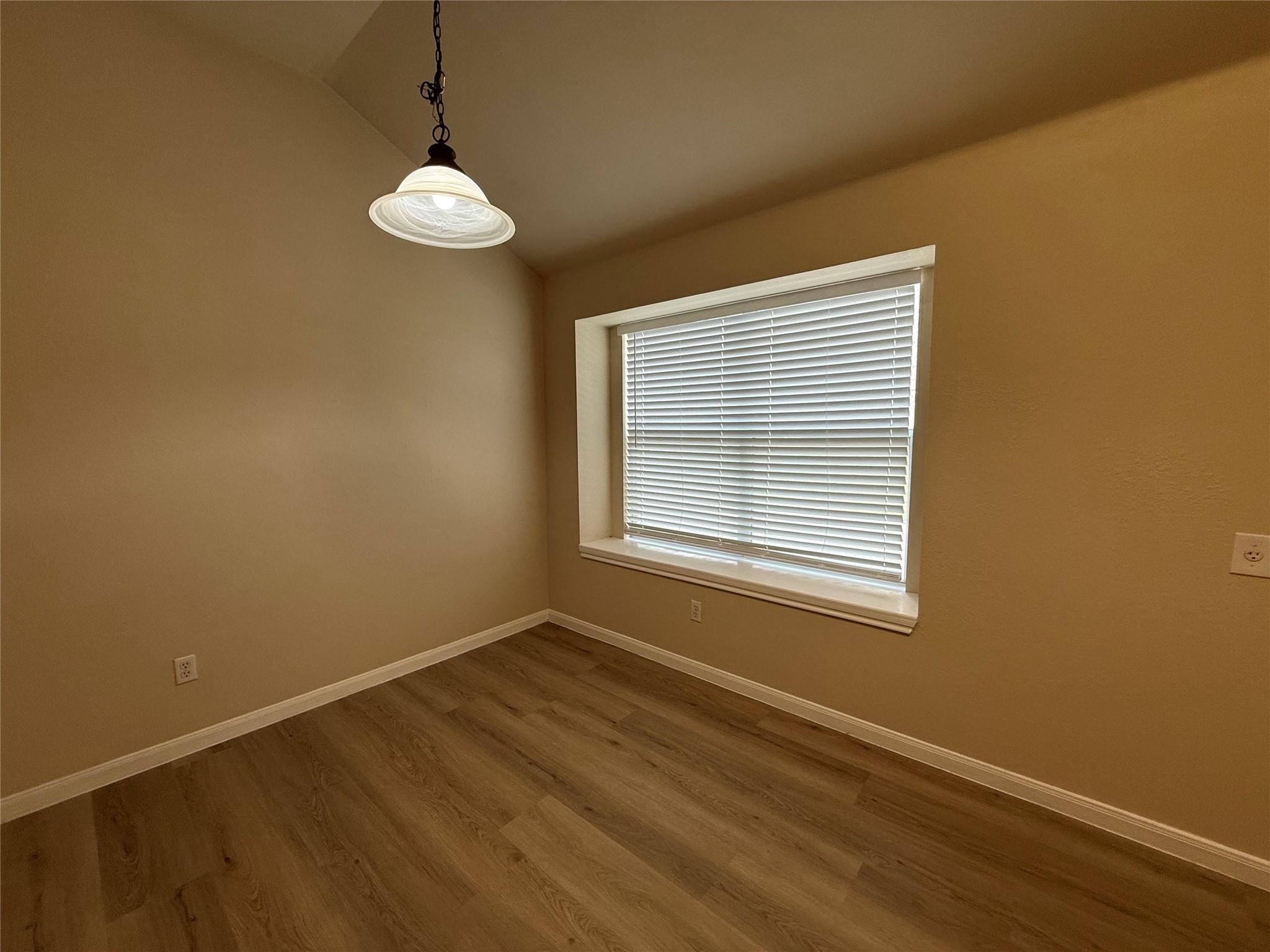 125 Ashwood S, Kyle, TX 78640