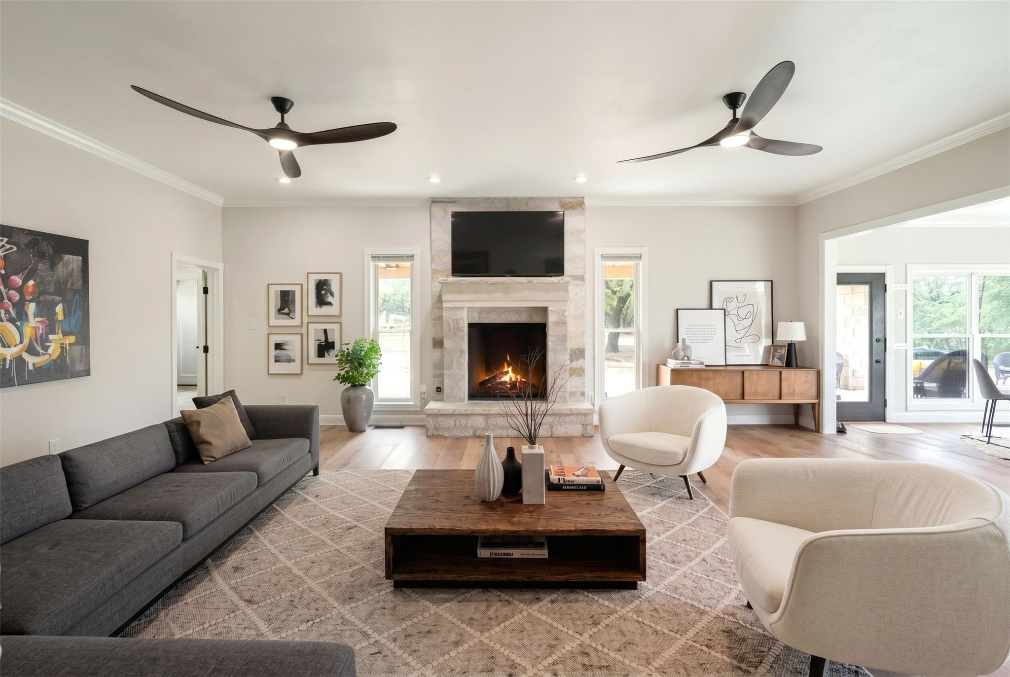 4915 Canyon Ranch Trl, Spicewood, TX 78669