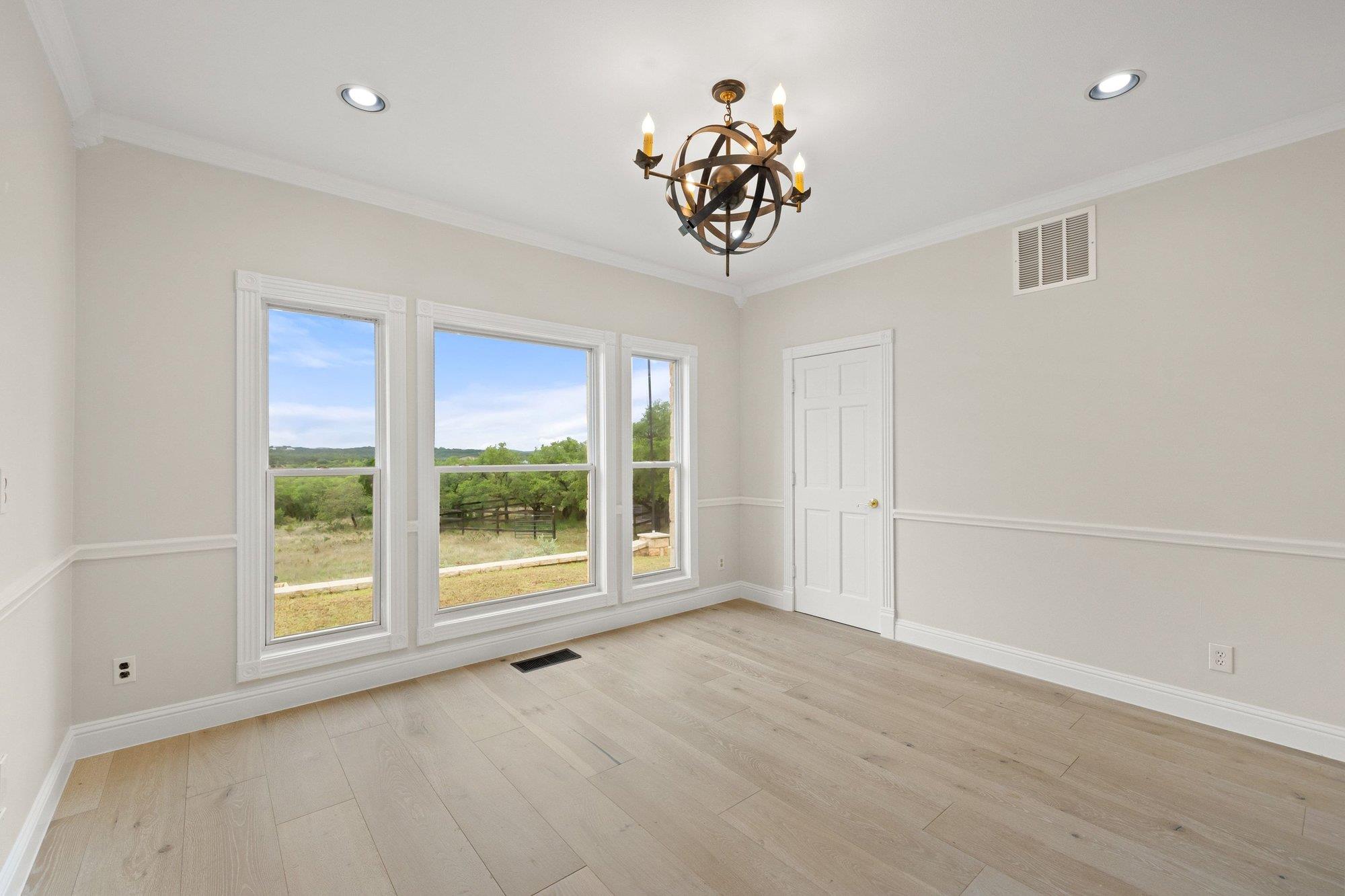 4915 Canyon Ranch Trl, Spicewood, TX 78669