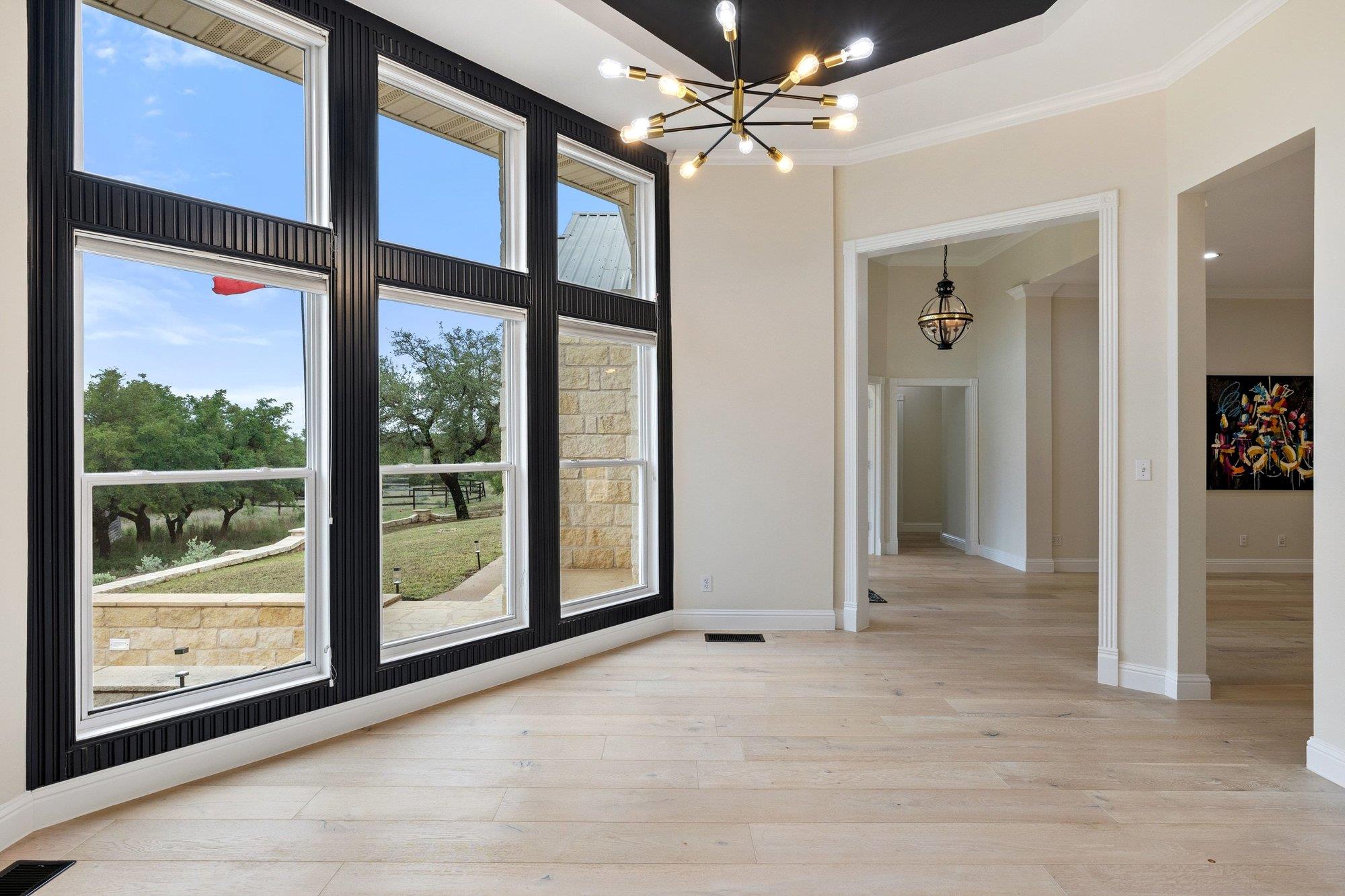 4915 Canyon Ranch Trl, Spicewood, TX 78669