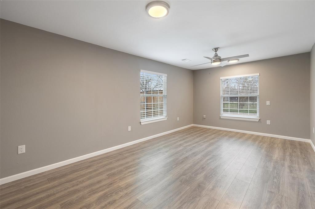 400 S Guadalupe, Granger, TX 76530