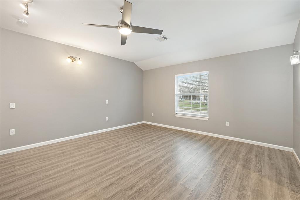 400 S Guadalupe, Granger, TX 76530