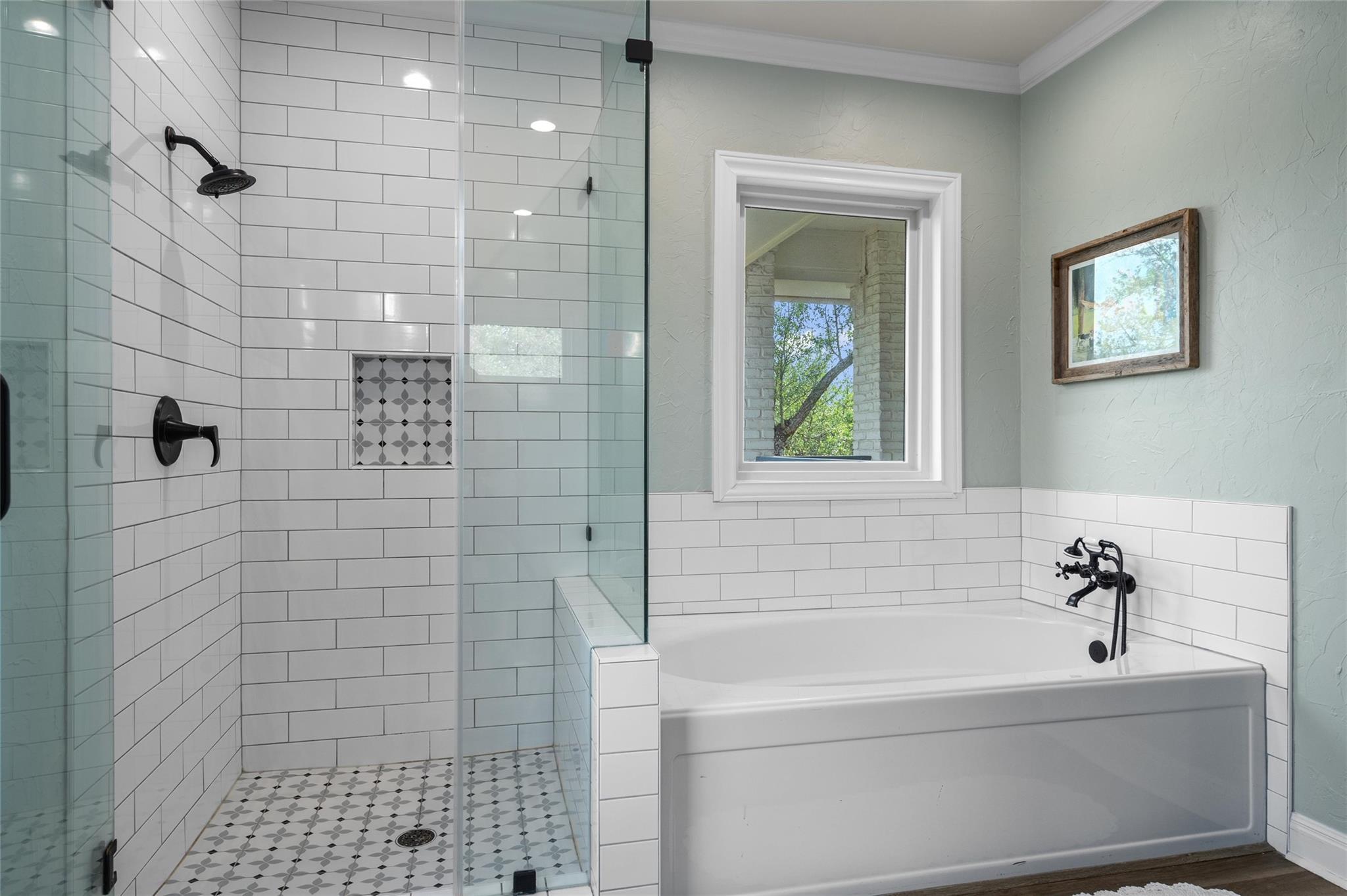 606 Winchester Dr, Dripping Springs, TX 78620