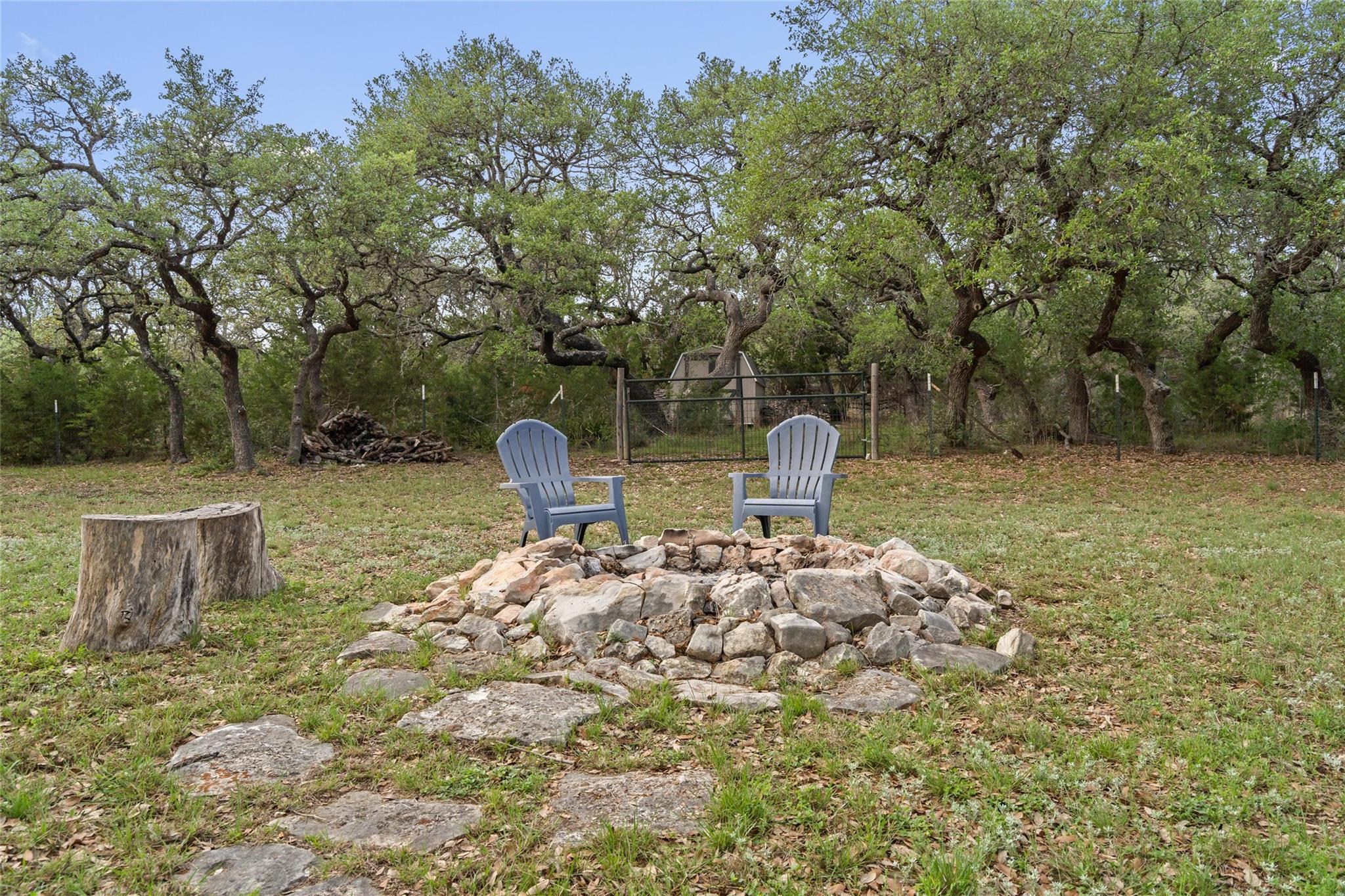 606 Winchester Dr, Dripping Springs, TX 78620