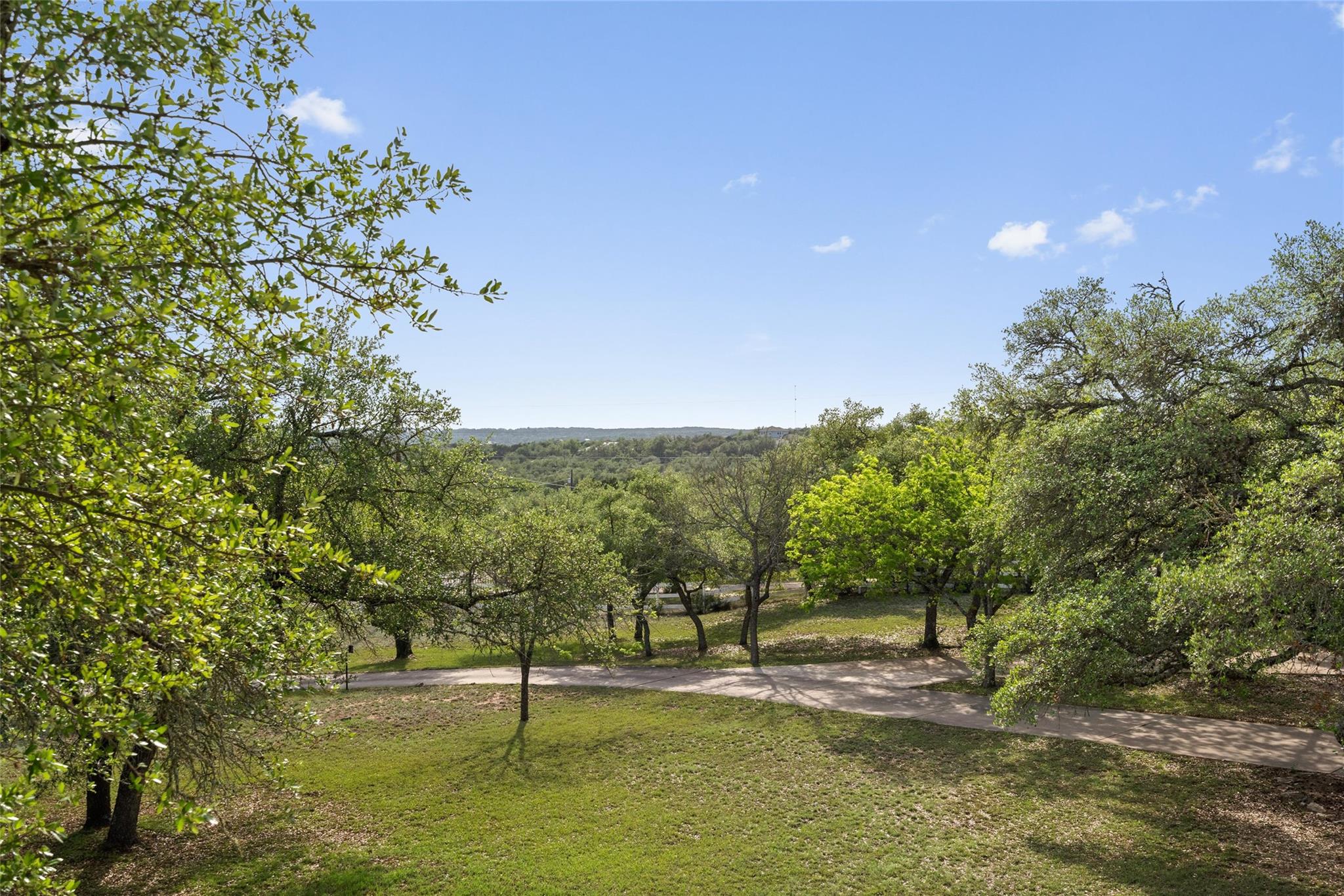 606 Winchester Dr, Dripping Springs, TX 78620