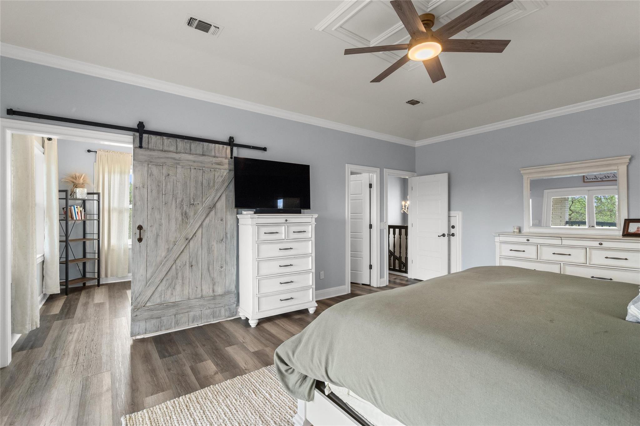 606 Winchester Dr, Dripping Springs, TX 78620