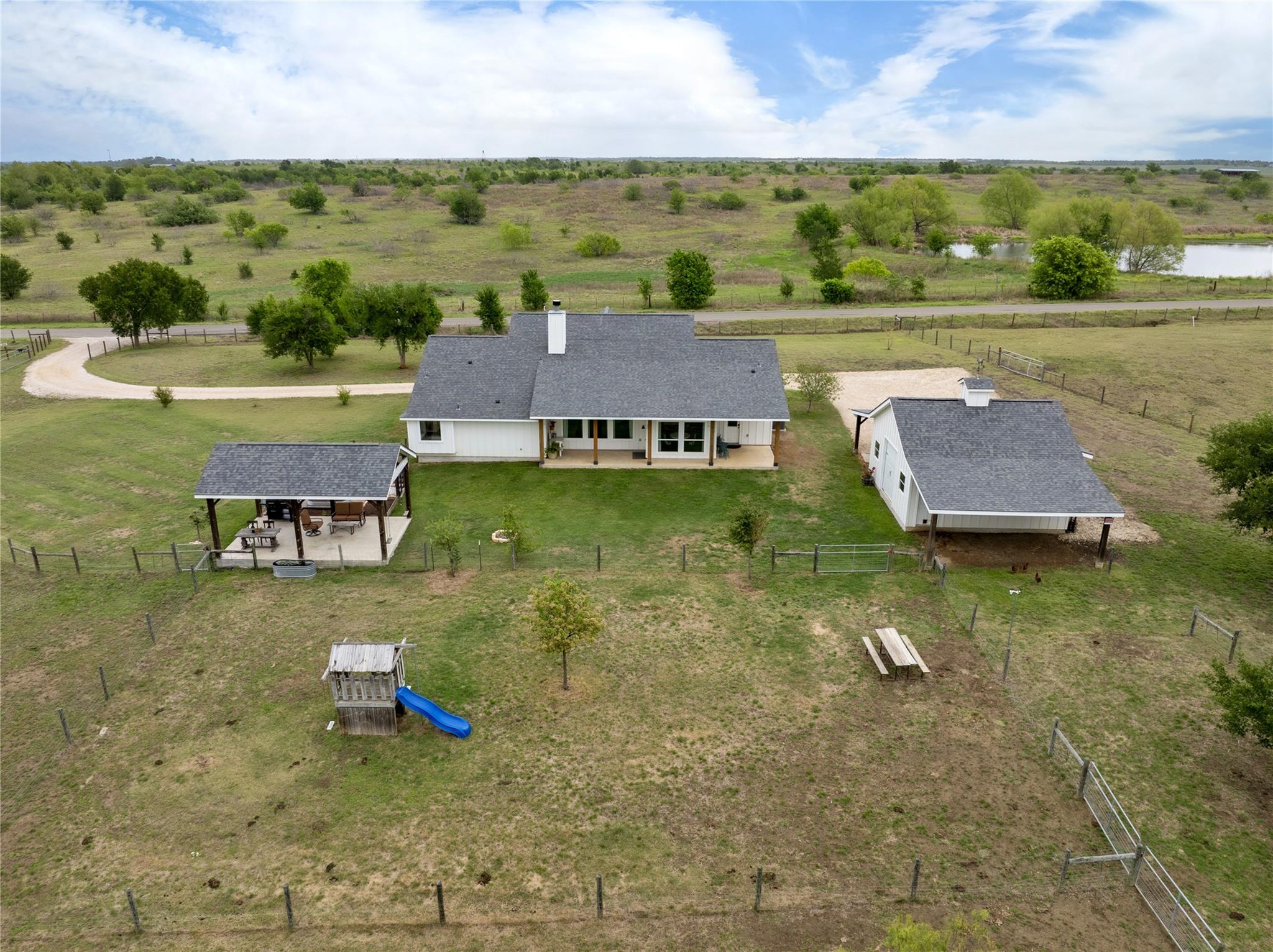 1854 County Road 464, Elgin, TX 78621