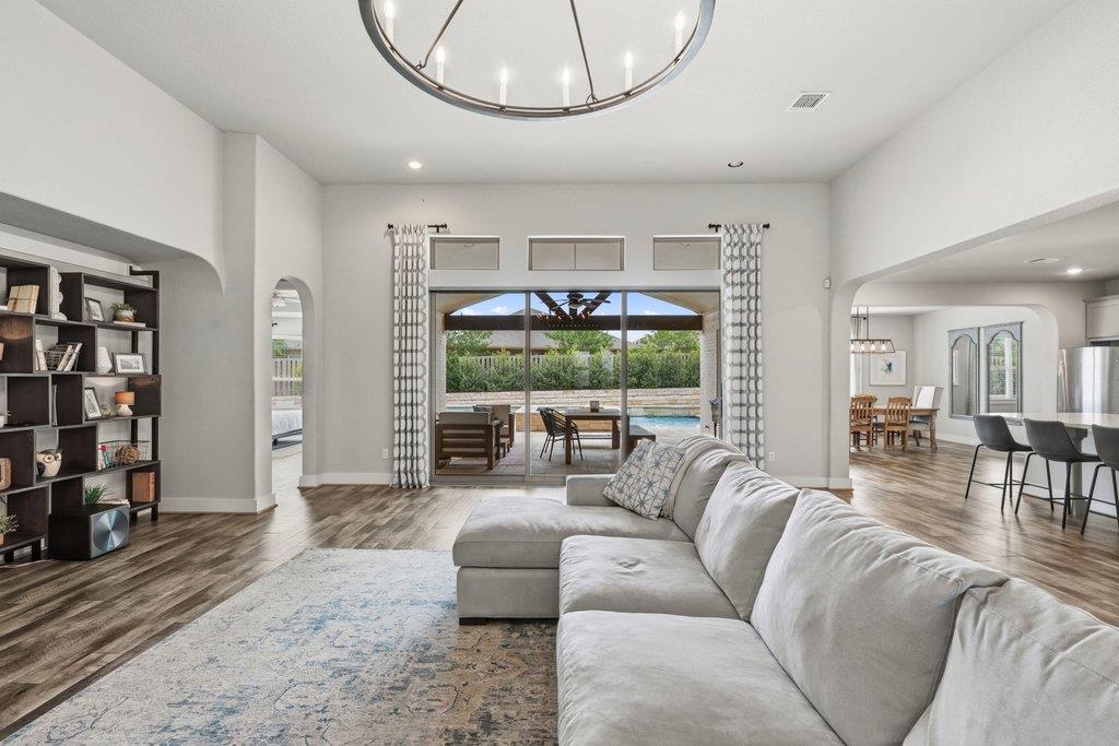 191 Tabago Ct, Austin, TX 78737