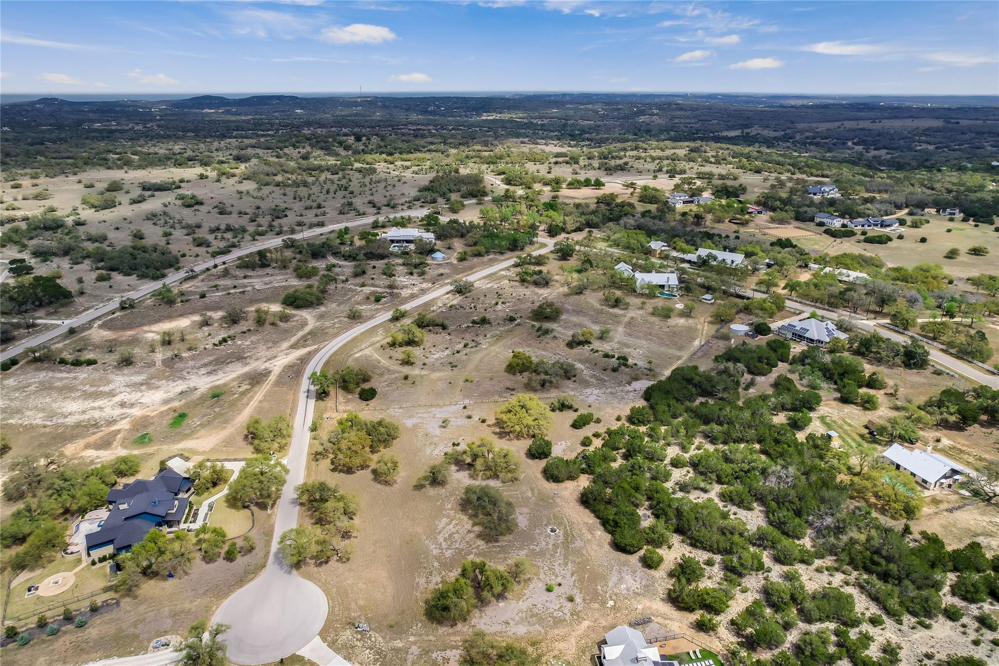 285 Calvary Cv, Dripping Springs, TX 78620