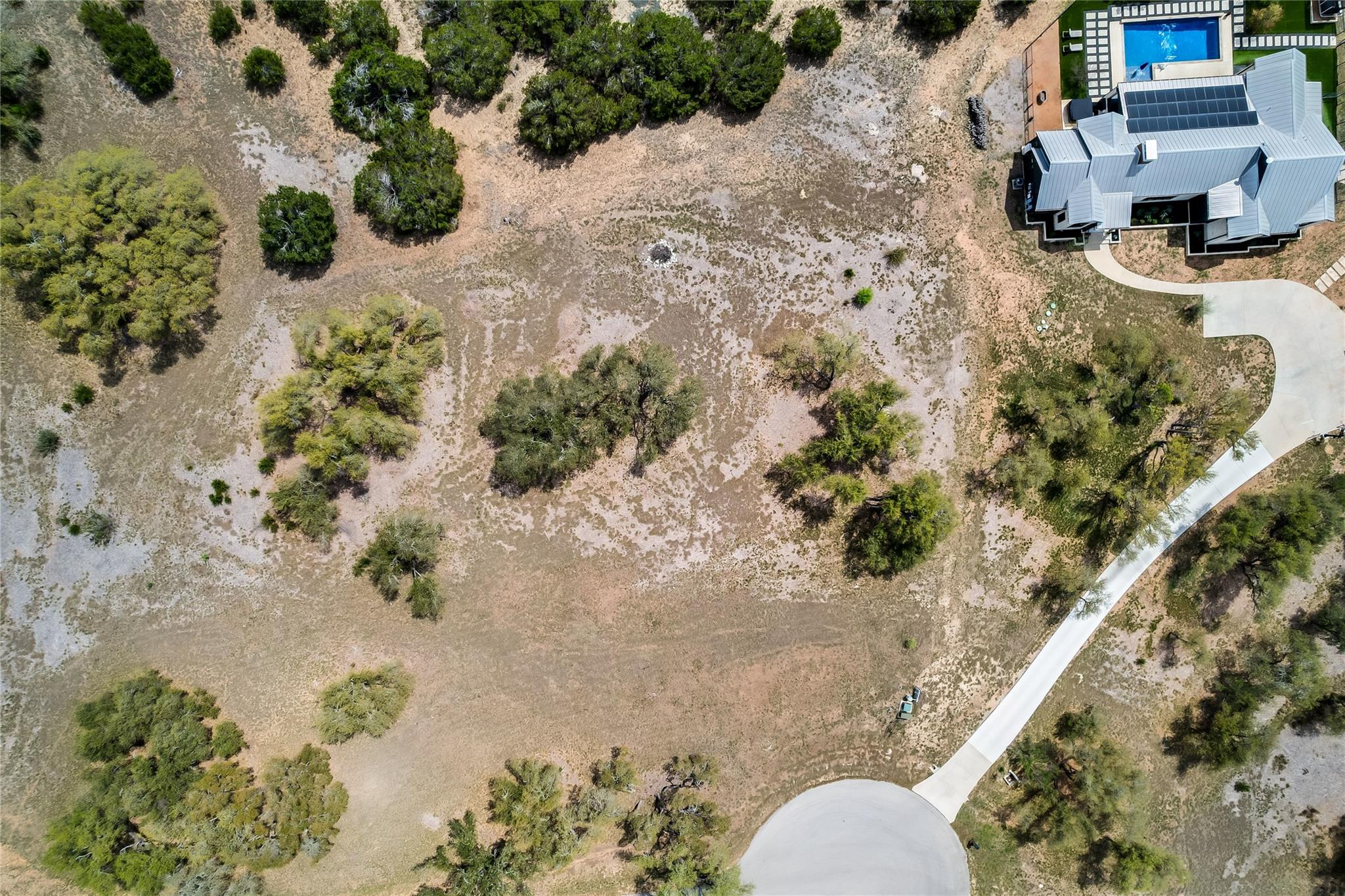 285 Calvary Cv, Dripping Springs, TX 78620