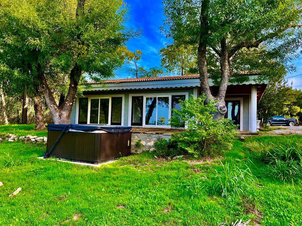 17313 W BEACH Rd, Austin, TX 78734