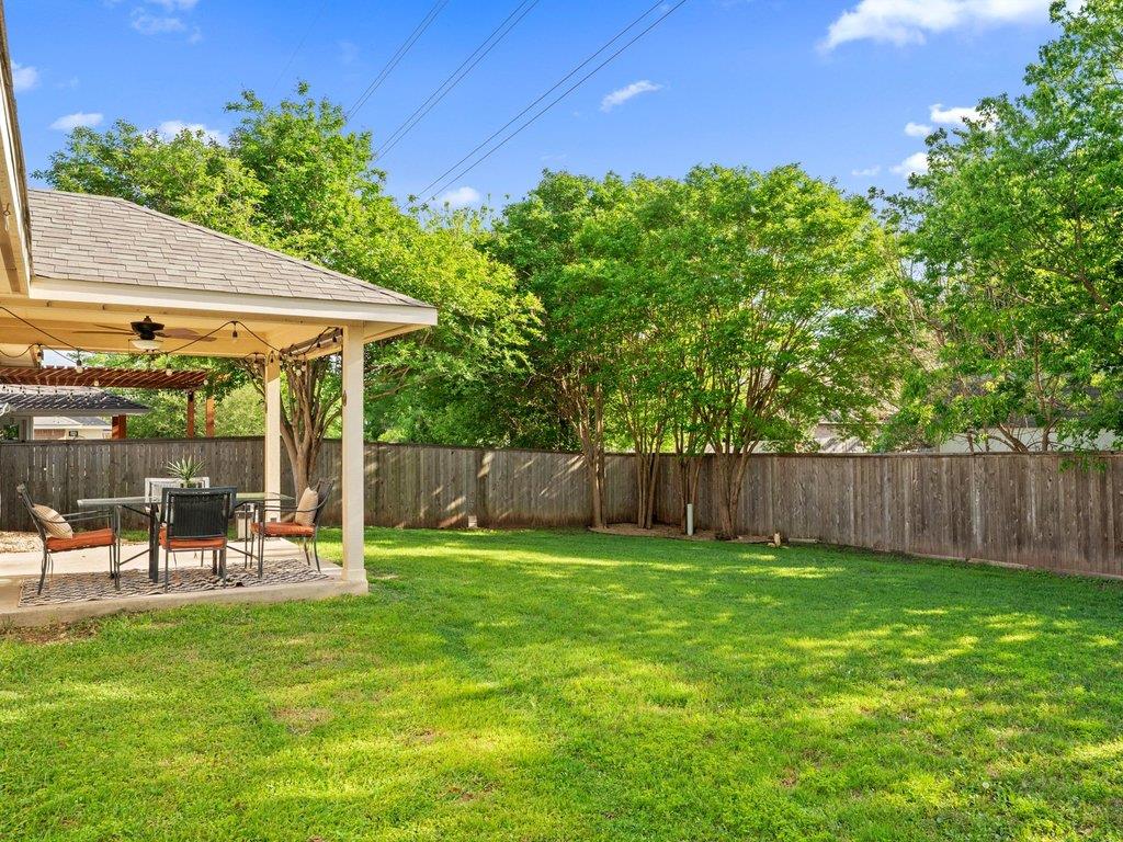 1201 Ridgewood Dr, Leander, TX 78641