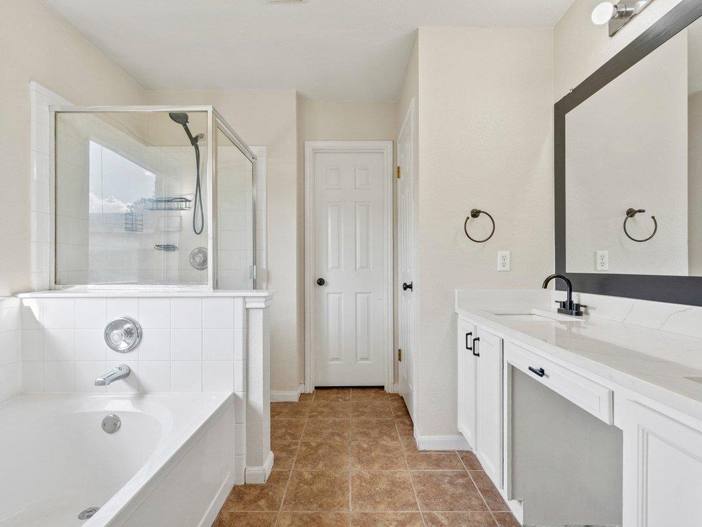 1201 Ridgewood Dr, Leander, TX 78641