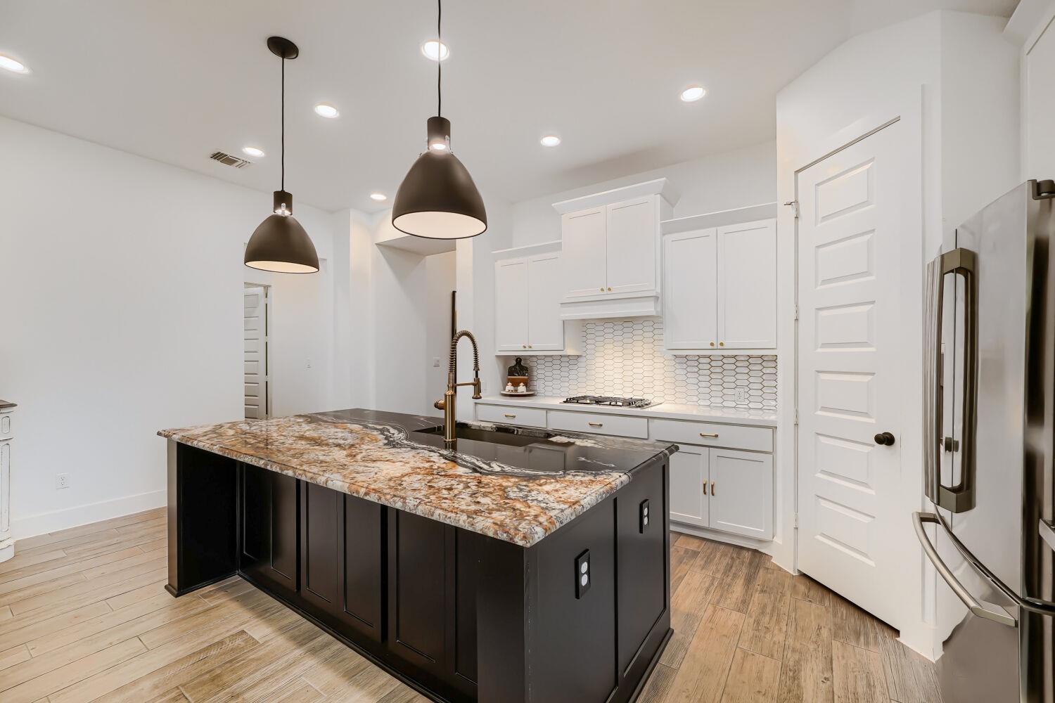 127 Old Glory Loop, Kyle, TX 78640