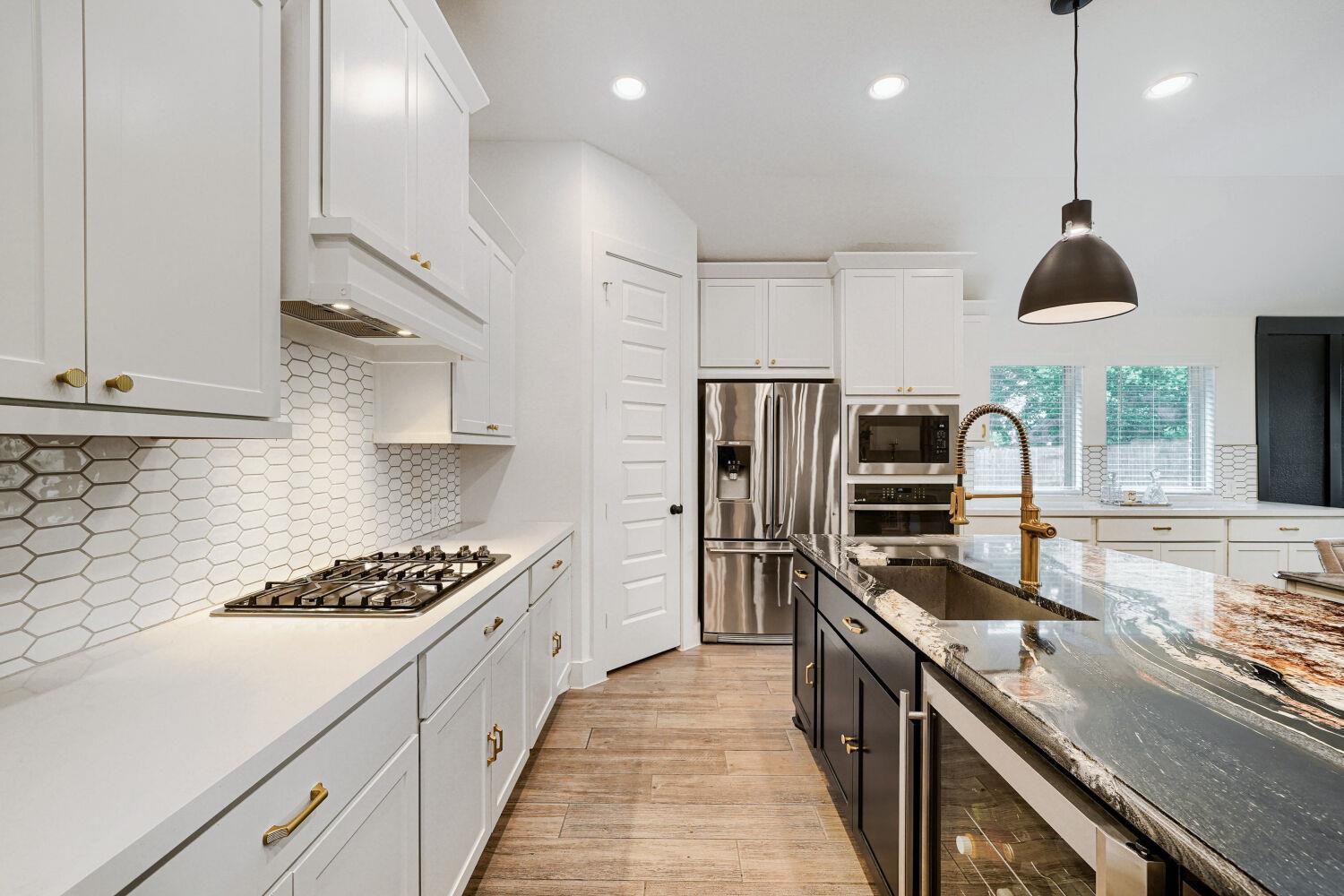 127 Old Glory Loop, Kyle, TX 78640