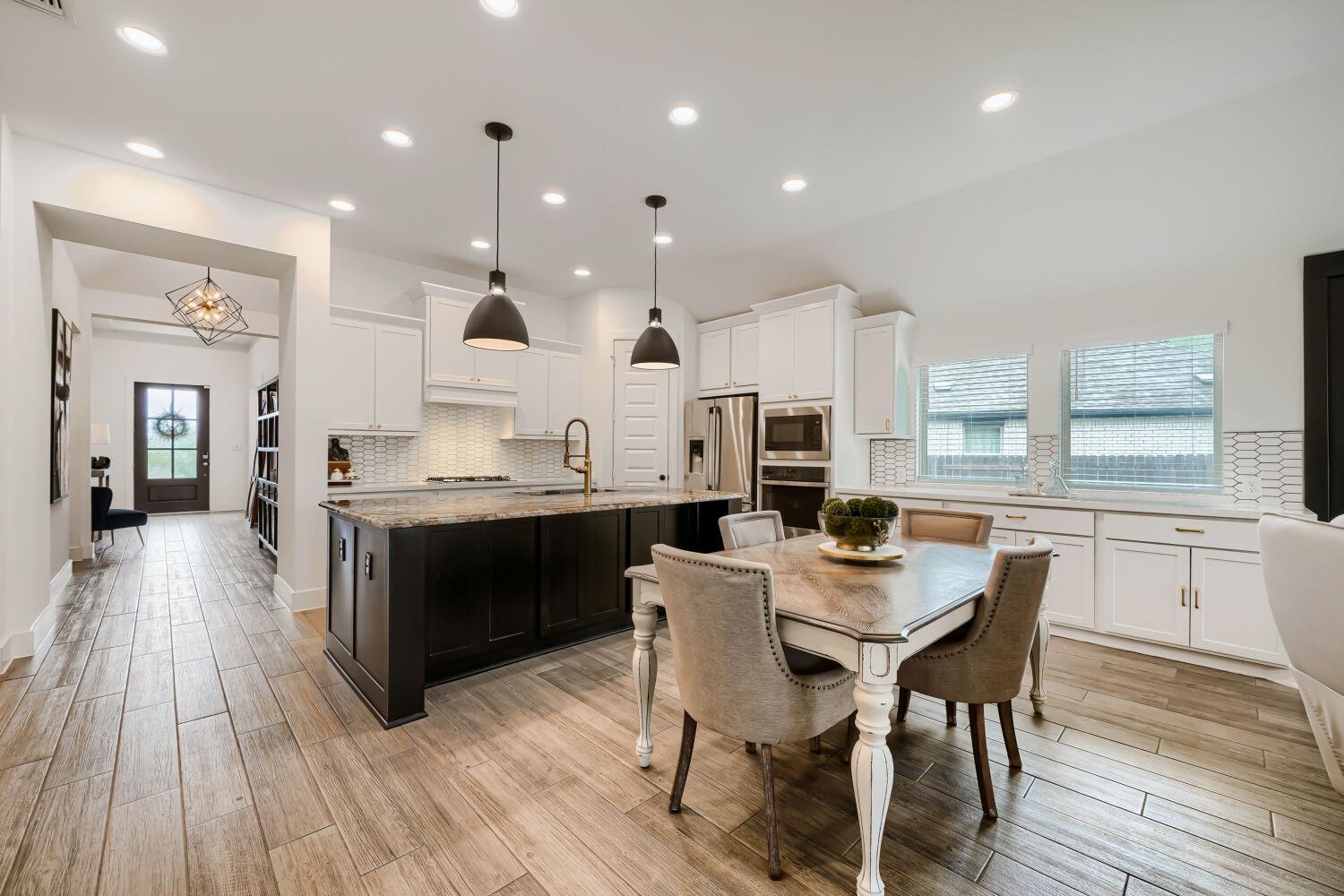 127 Old Glory Loop, Kyle, TX 78640