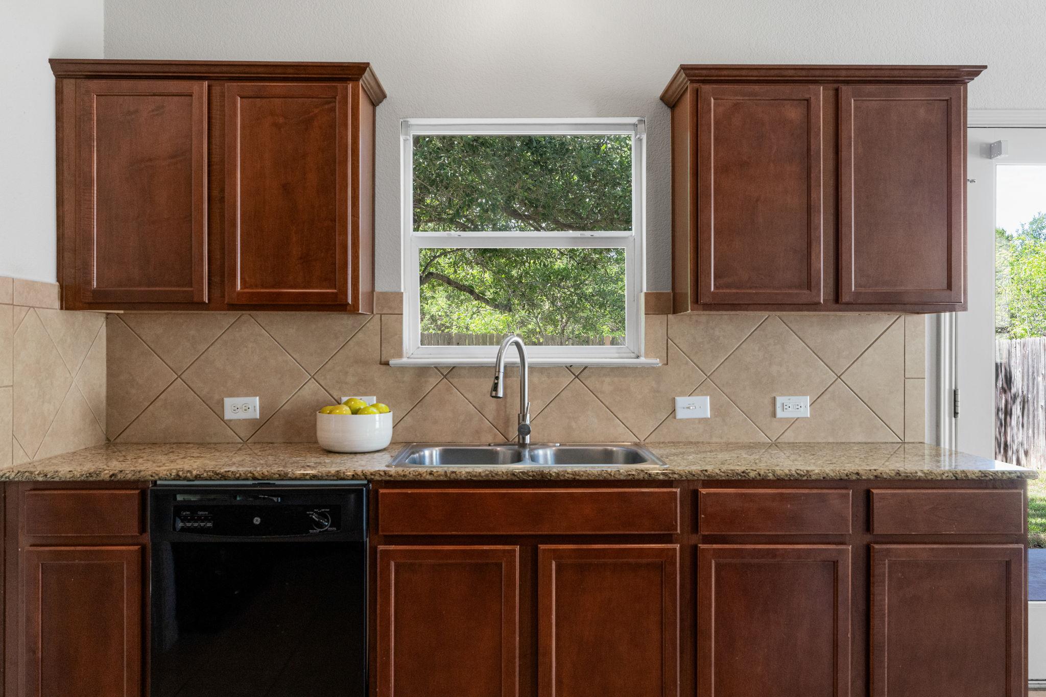 2217 Nestlewood Dr, Austin, TX 78754