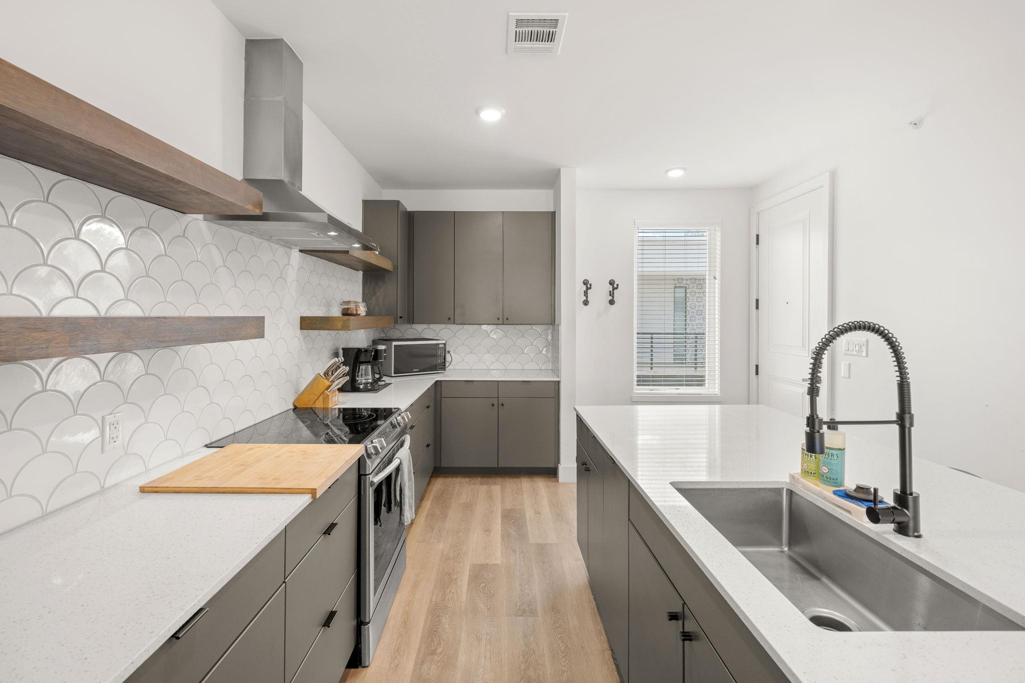 2709 E 5th St # 1306, Austin, TX 78702