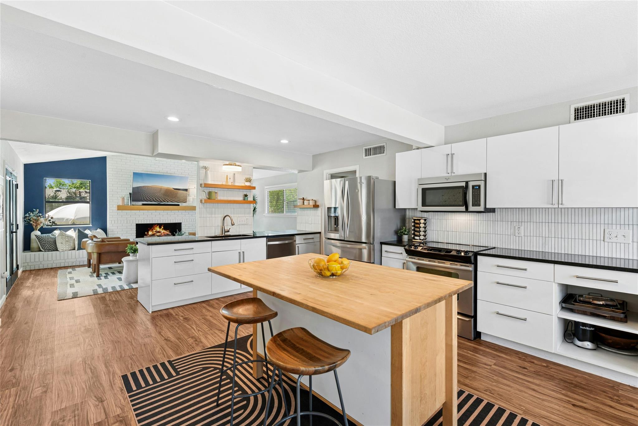 6911 Langston Dr, Austin, TX 78723