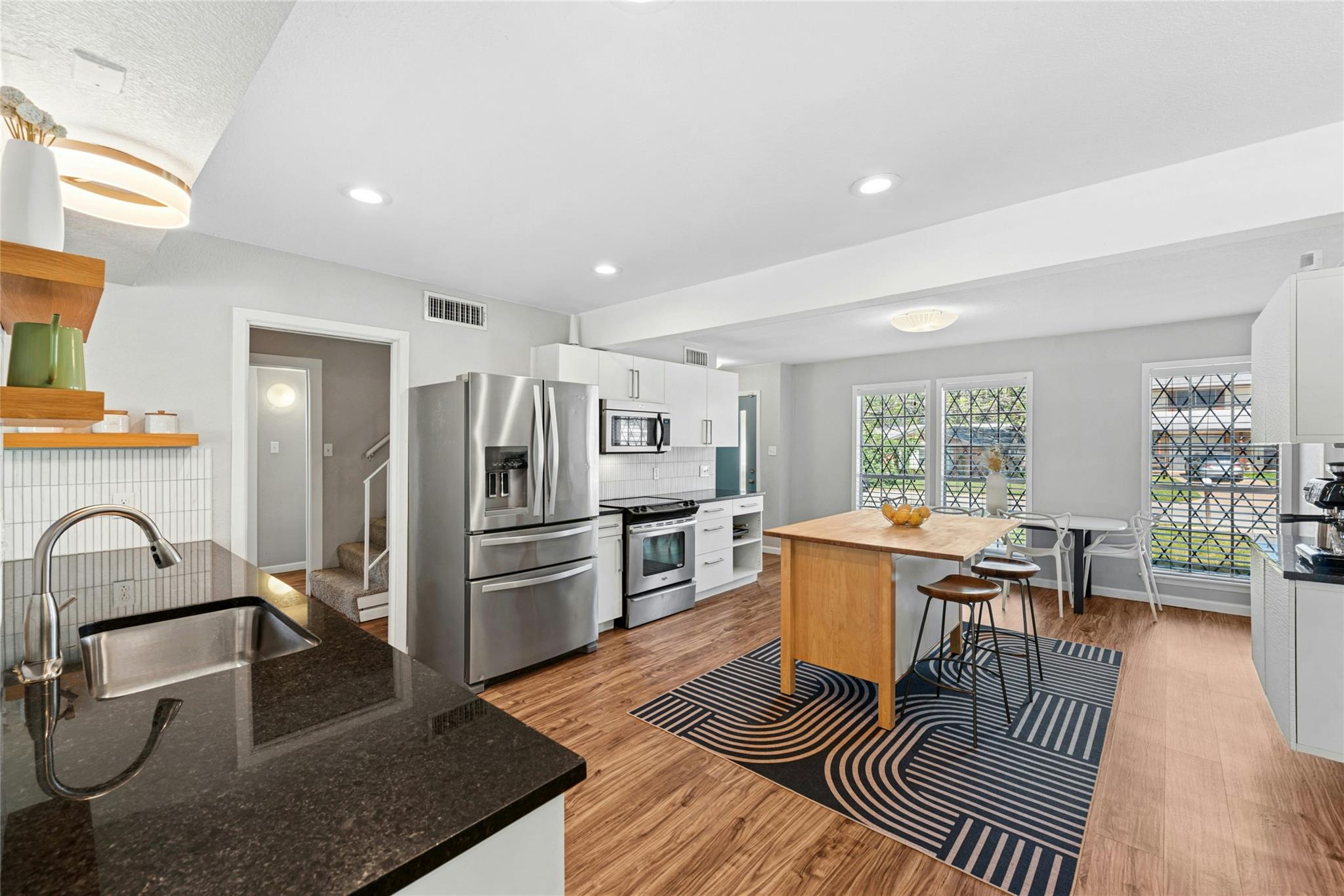 6911 Langston Dr, Austin, TX 78723