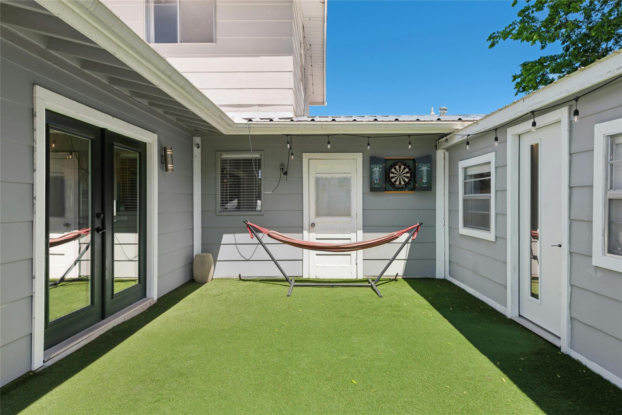 6911 Langston Dr, Austin, TX 78723