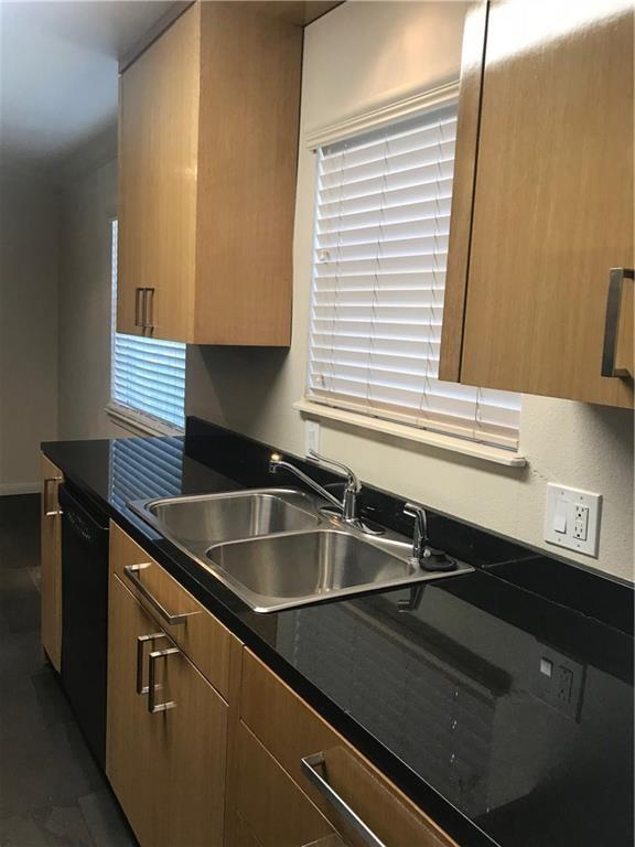 741 E OLTORF St # 102, Austin, TX 78704