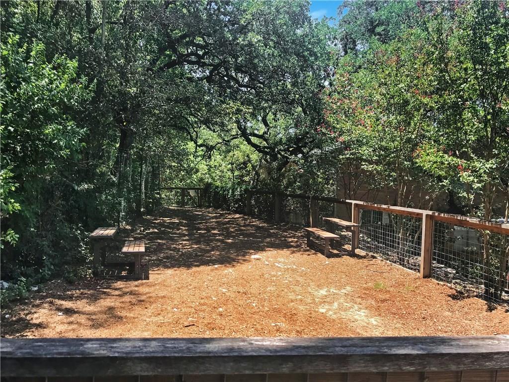 741 E OLTORF St # 102, Austin, TX 78704