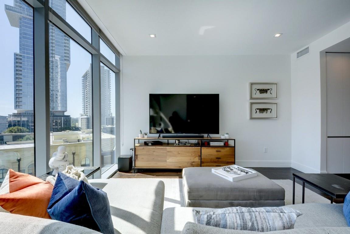501 West Ave # 703, Austin, TX 78701