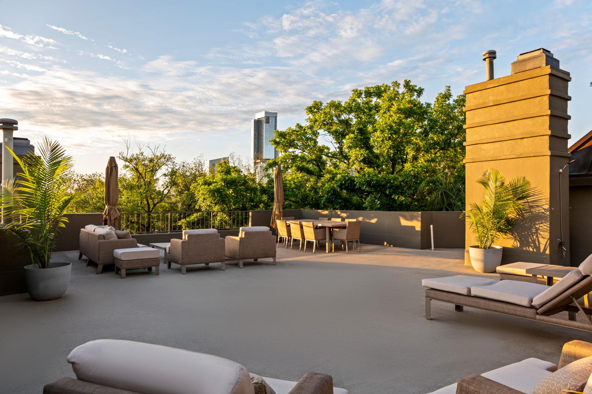 1111 W 12th St # 107, Austin, TX 78703