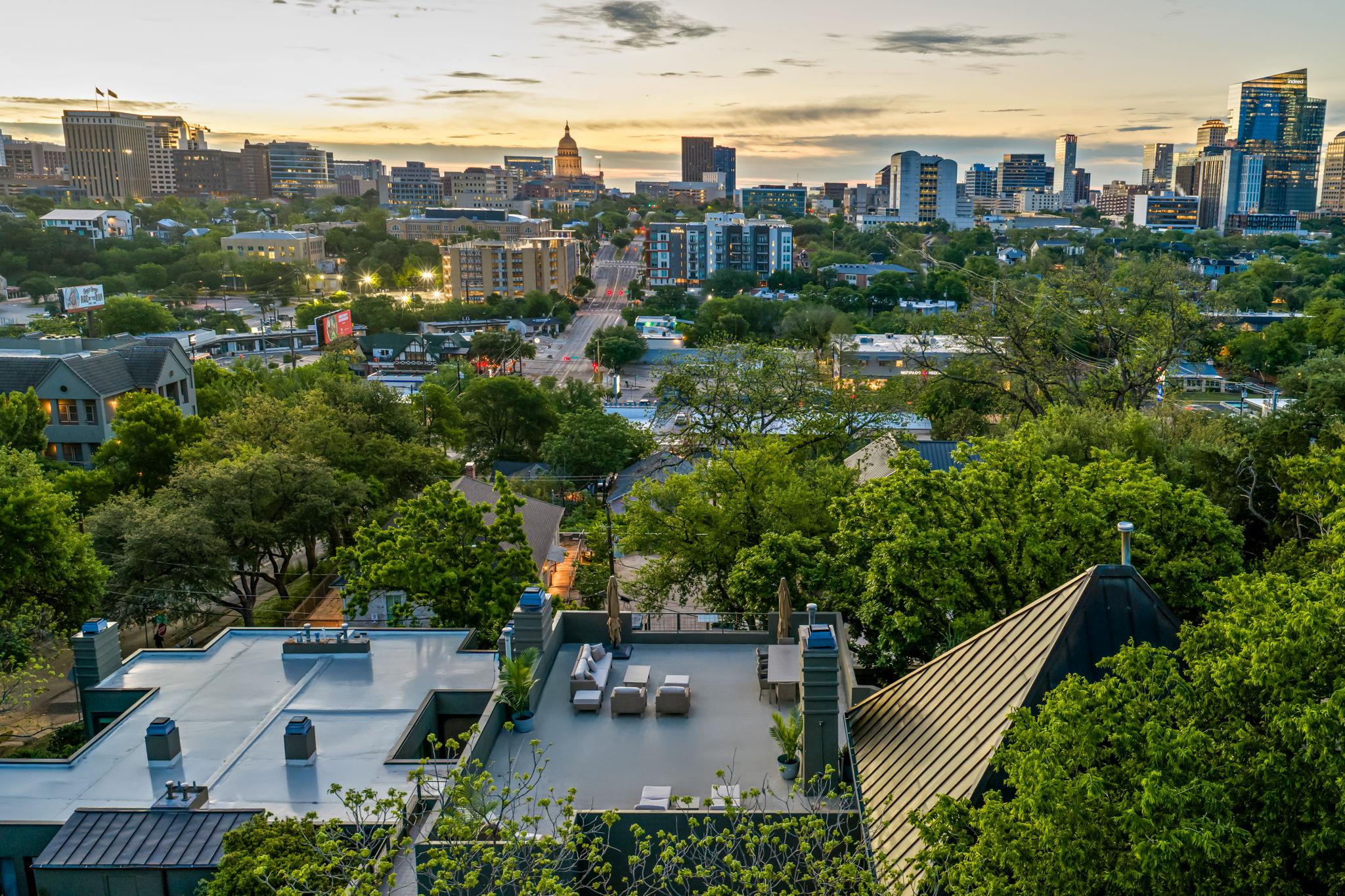 1111 W 12th St # 107, Austin, TX 78703