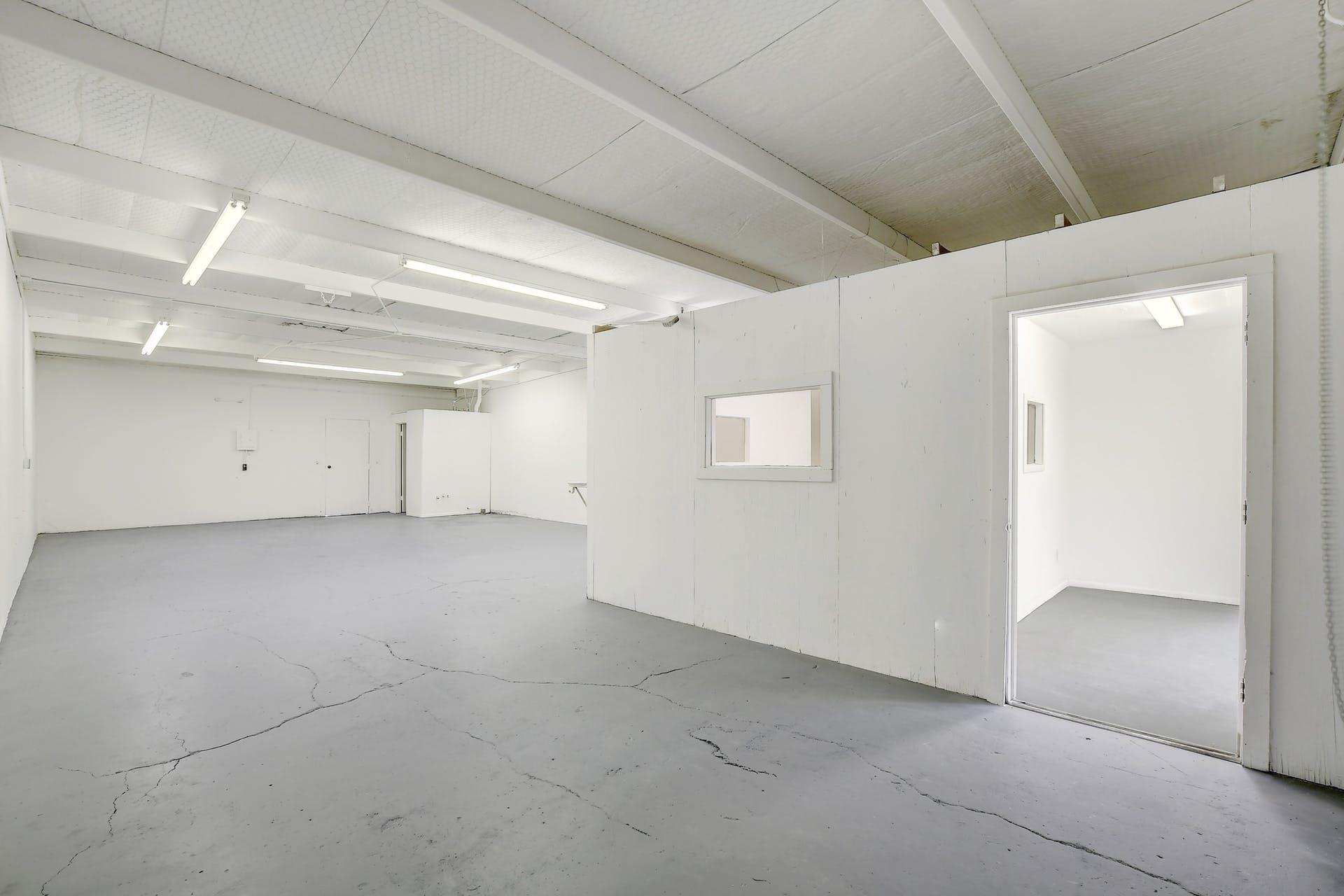 1419 Fleming Dr # Warehouse 5, Seguin, TX 78155