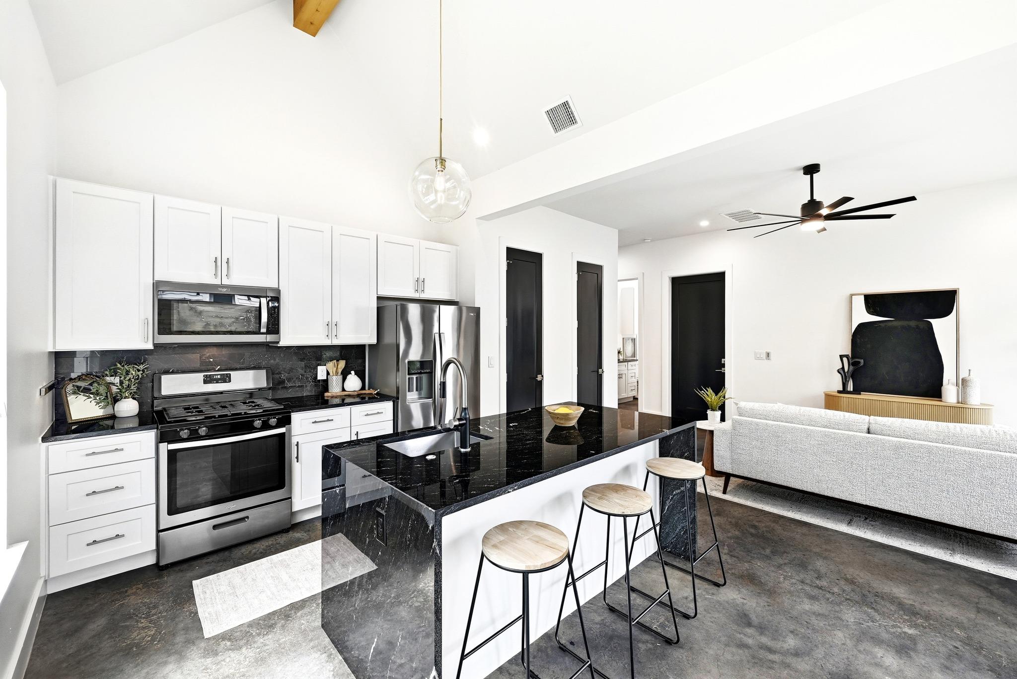 1218 Eleanor St # 2, Austin, TX 78721