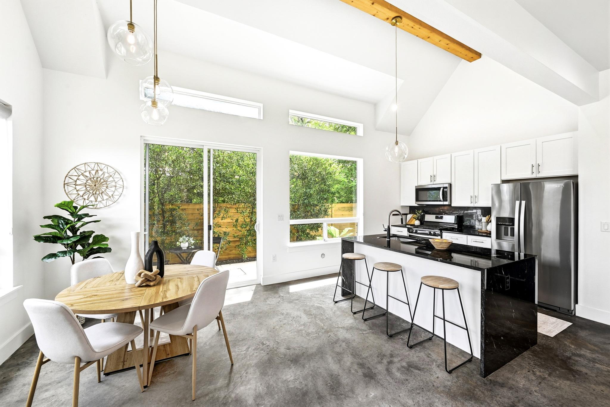 1218 Eleanor St # 2, Austin, TX 78721