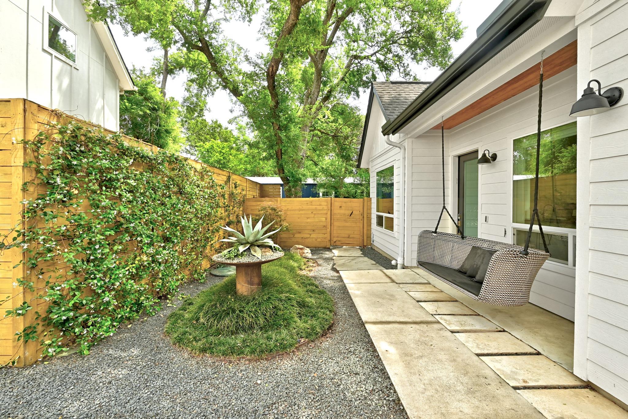 1218 Eleanor St # 2, Austin, TX 78721