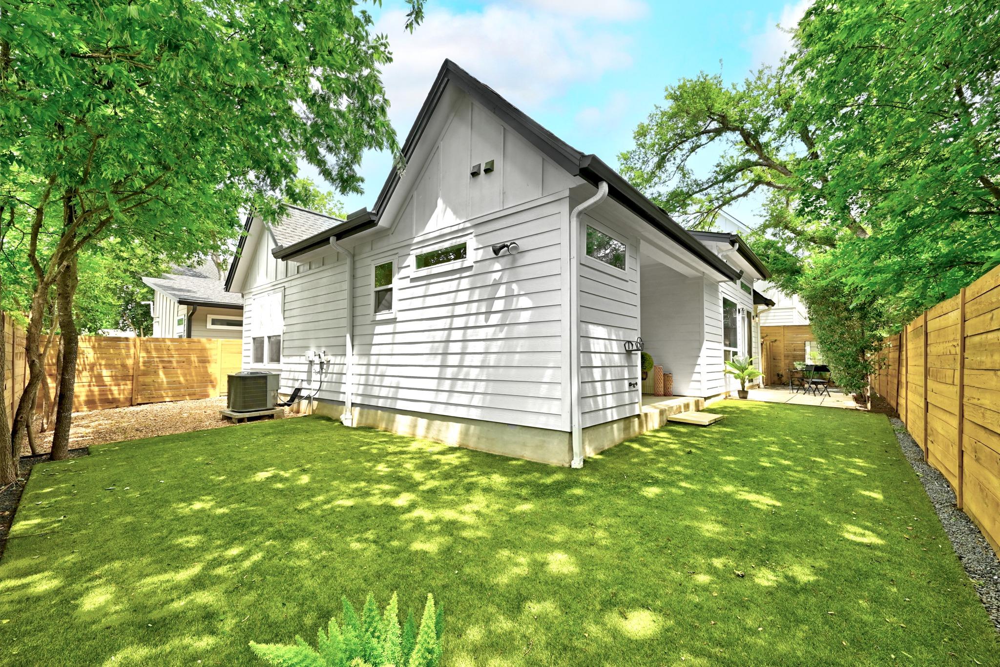 1218 Eleanor St # 2, Austin, TX 78721