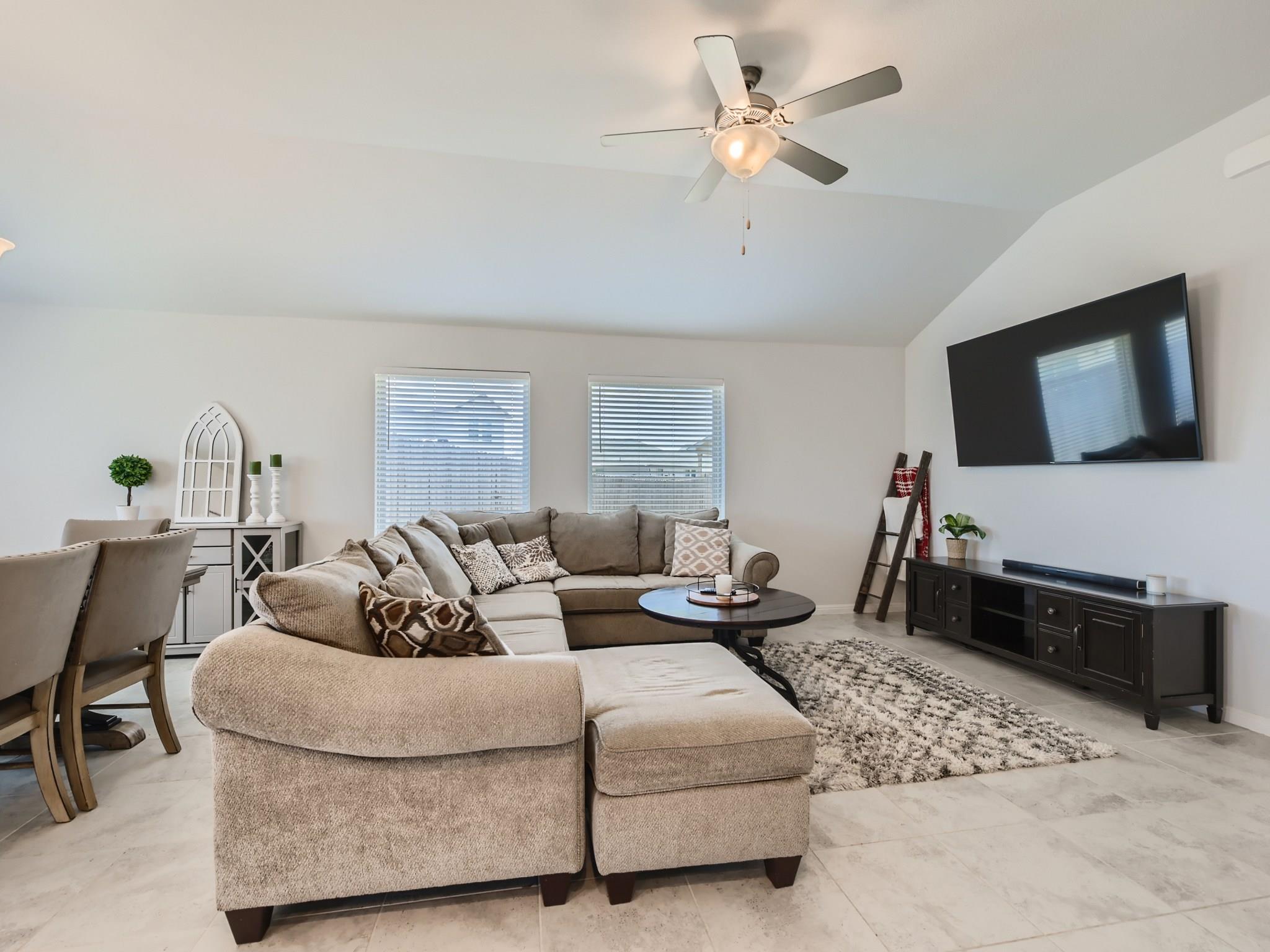 195 Star Light Way, Kyle, TX 78640