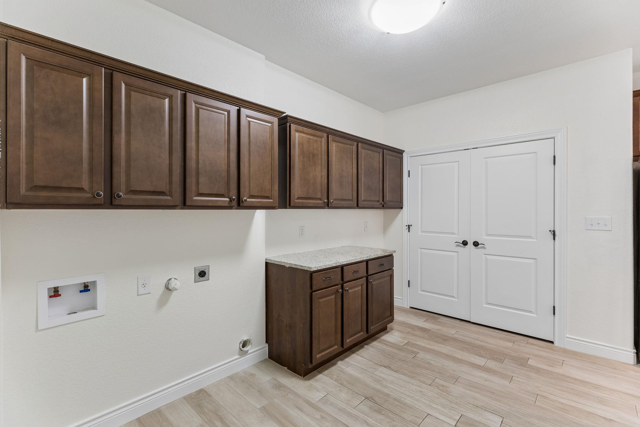 824 Sun Ray, Horseshoe Bay, TX 78657