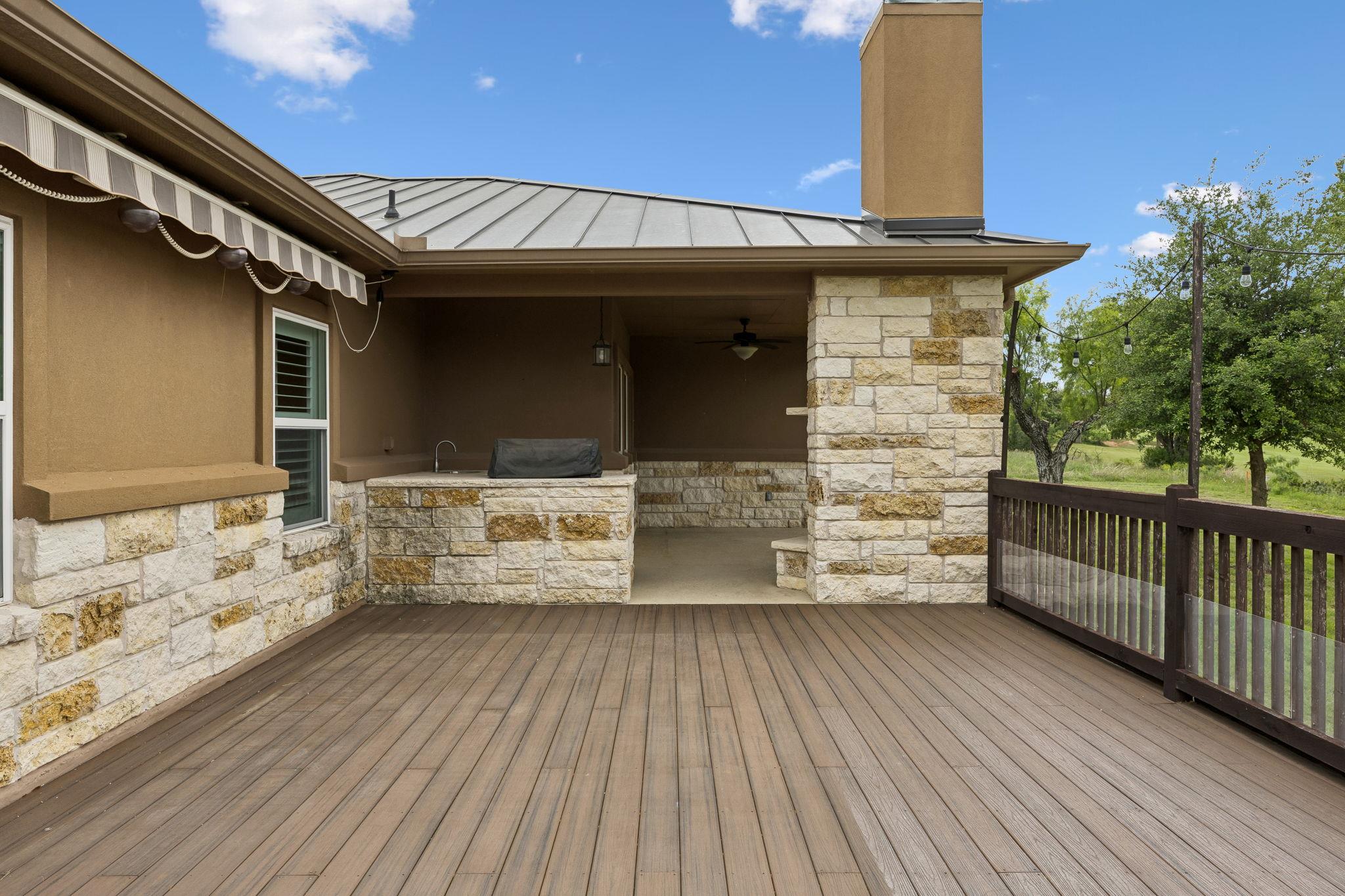 824 Sun Ray, Horseshoe Bay, TX 78657