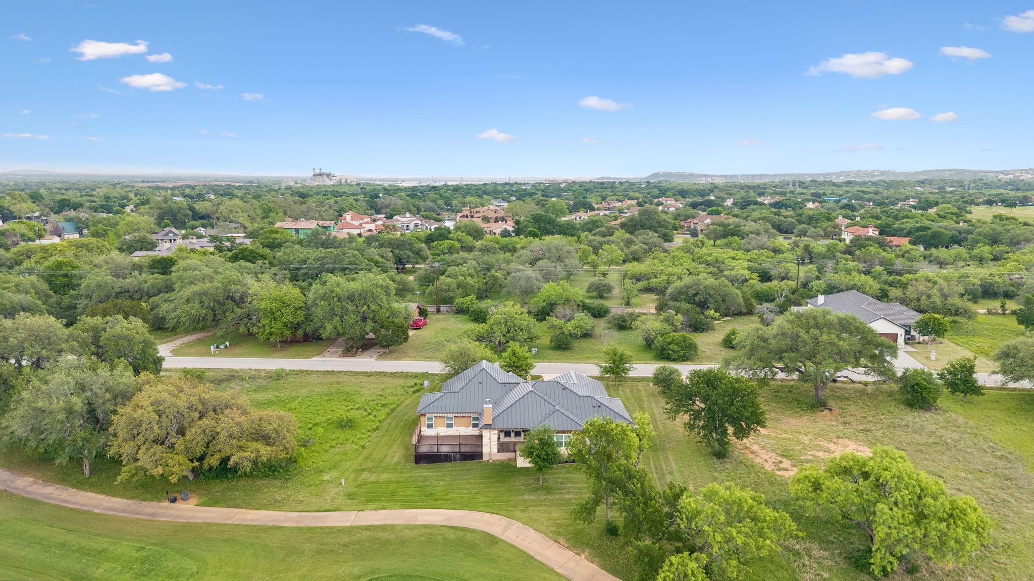 824 Sun Ray, Horseshoe Bay, TX 78657