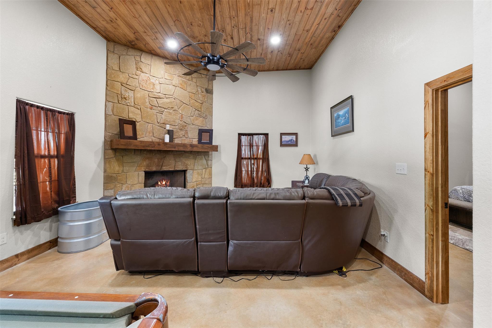 544 County Road 116A, Burnet, TX 78611