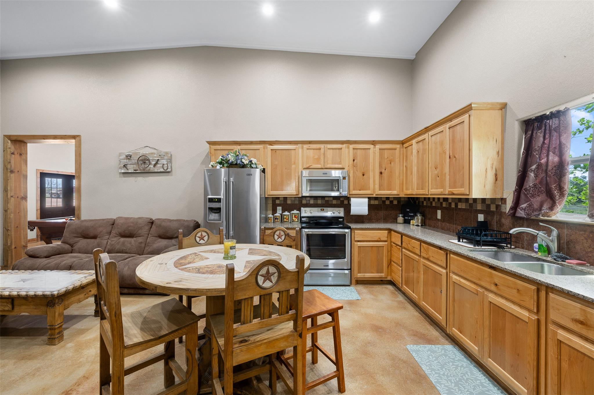 544 County Road 116A, Burnet, TX 78611