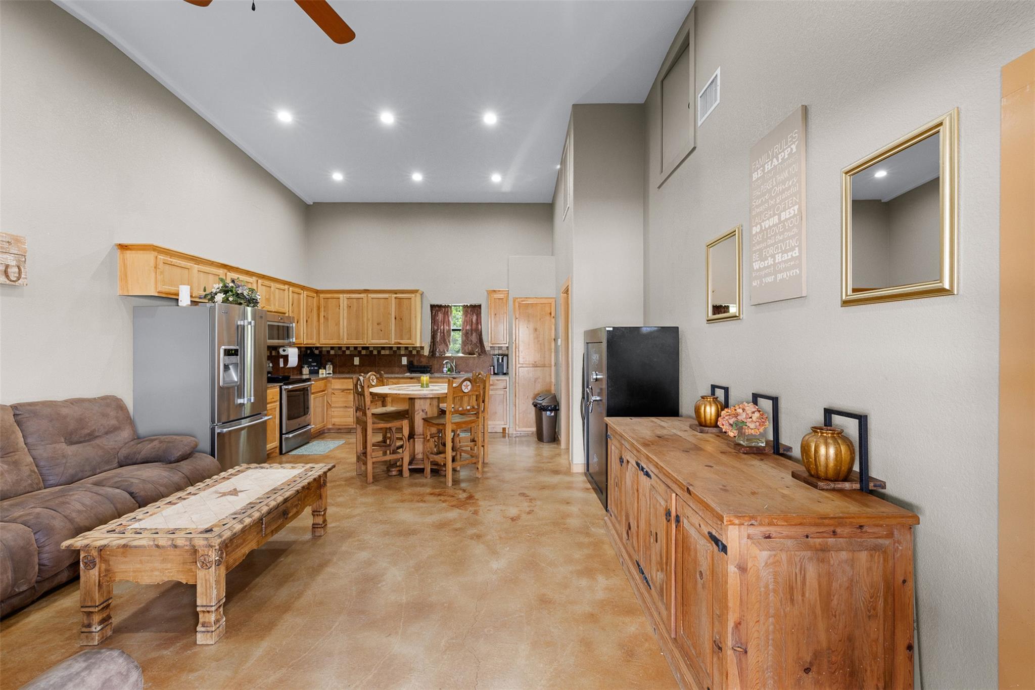 544 County Road 116A, Burnet, TX 78611