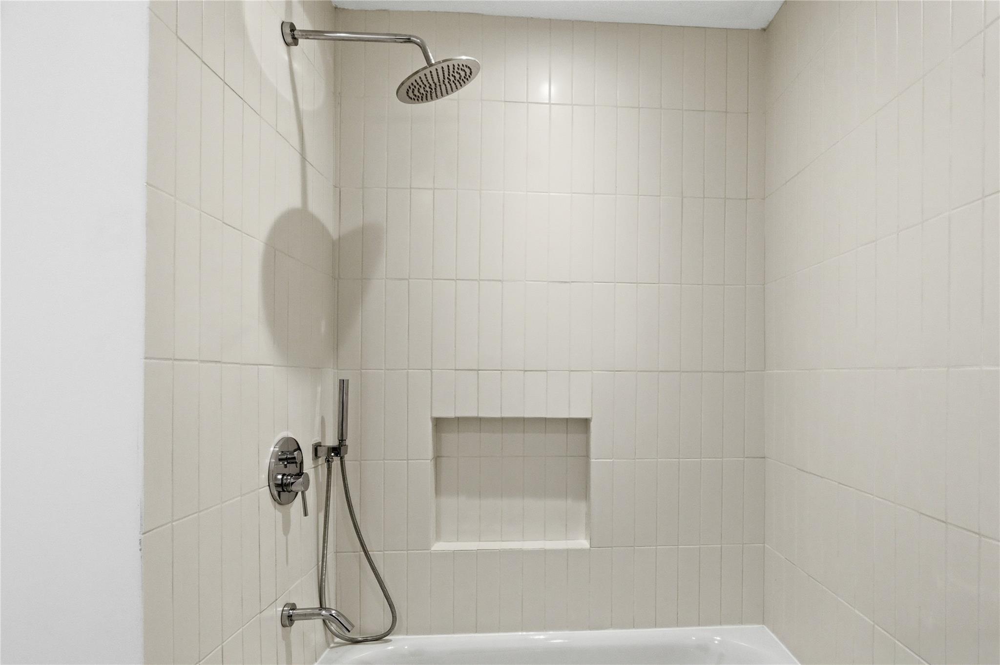 4400 Dovehill Dr, Austin, TX 78744