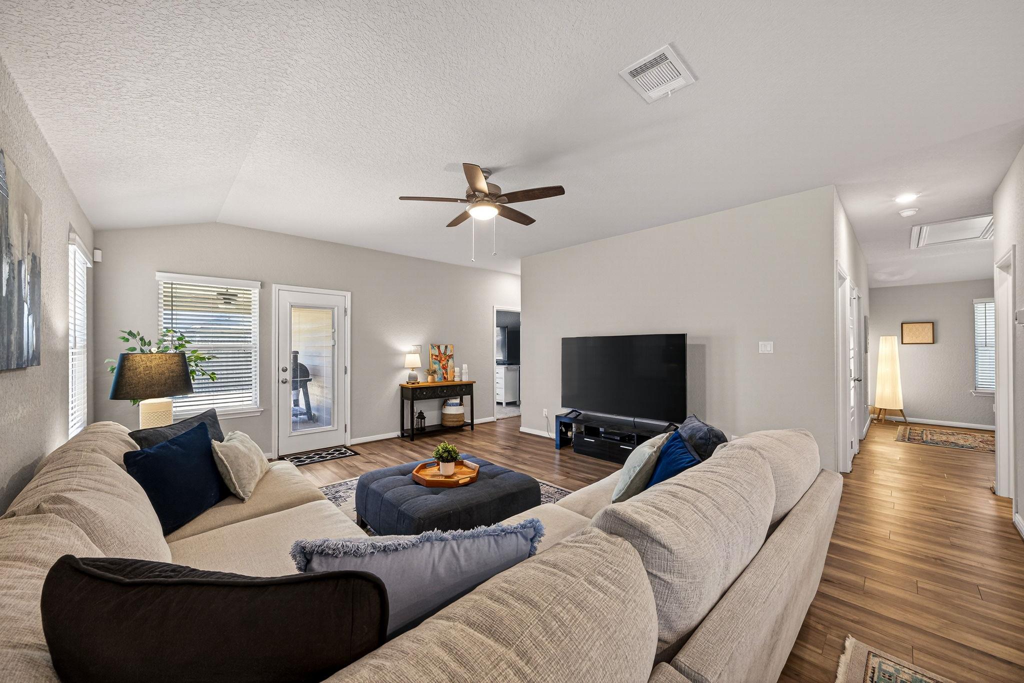 1232 Ella Xing, New Braunfels, TX 78130