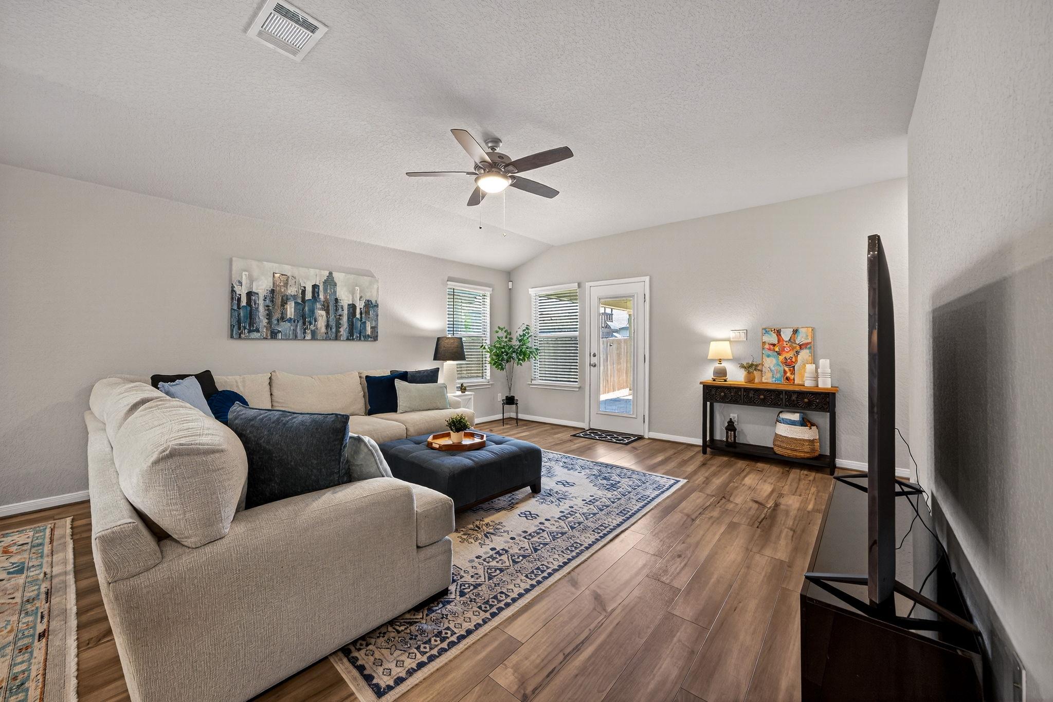 1232 Ella Xing, New Braunfels, TX 78130