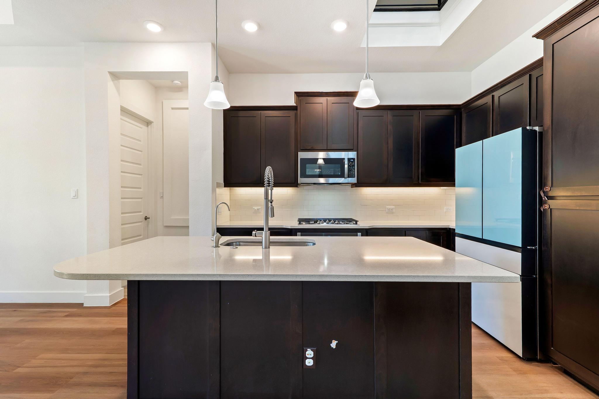 306 Cartwheel Bnd # 130, Austin, TX 78738